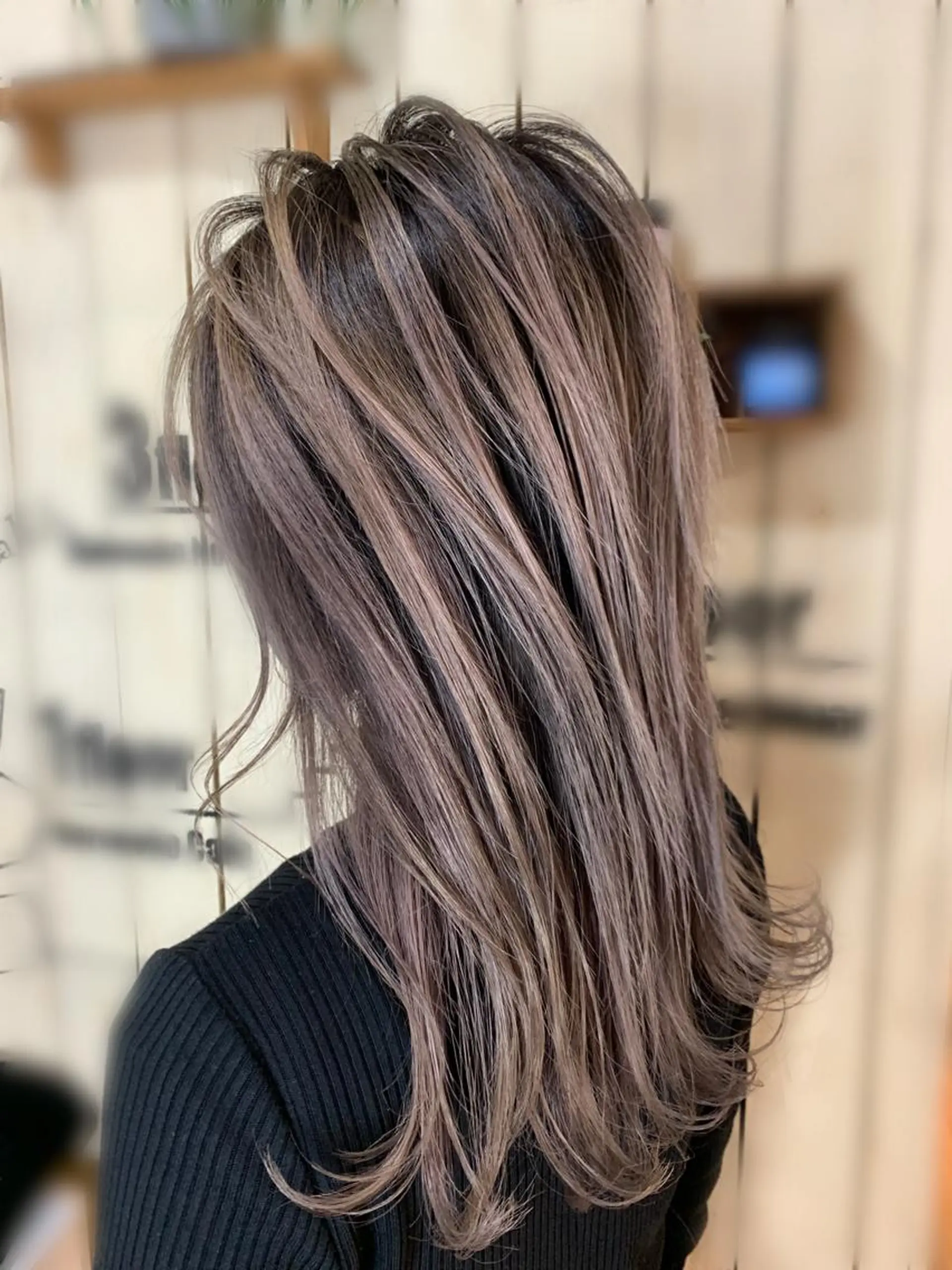 ロング カラー ヘアカラー トリートメント 髪質改善🌟透明感 🌟三塚有紀子のヘアスタイル