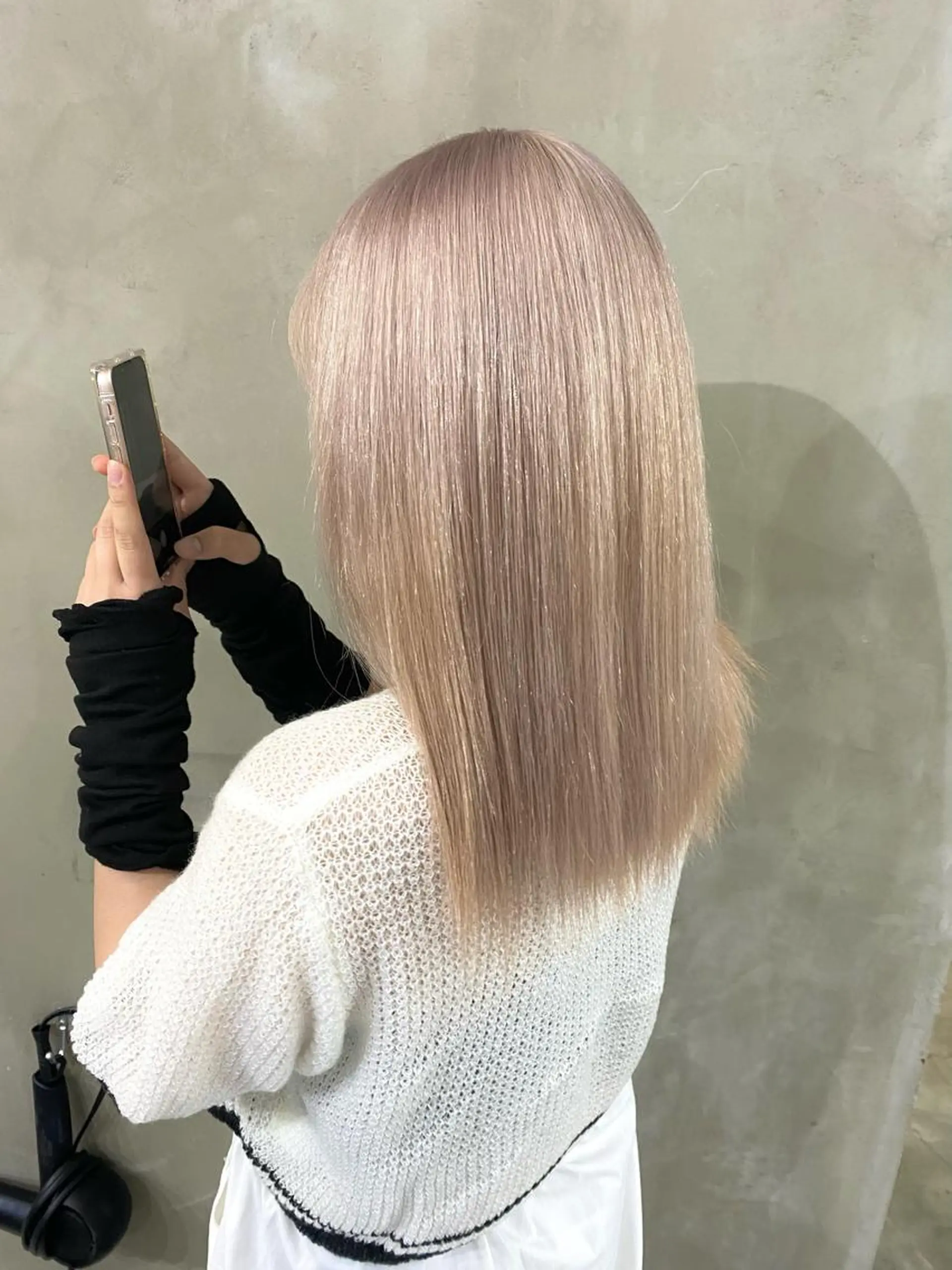 ミディアム カラー ヘアアレンジ メンズ 抜きっぱなしブロンド ササキカズマのヘアスタイル