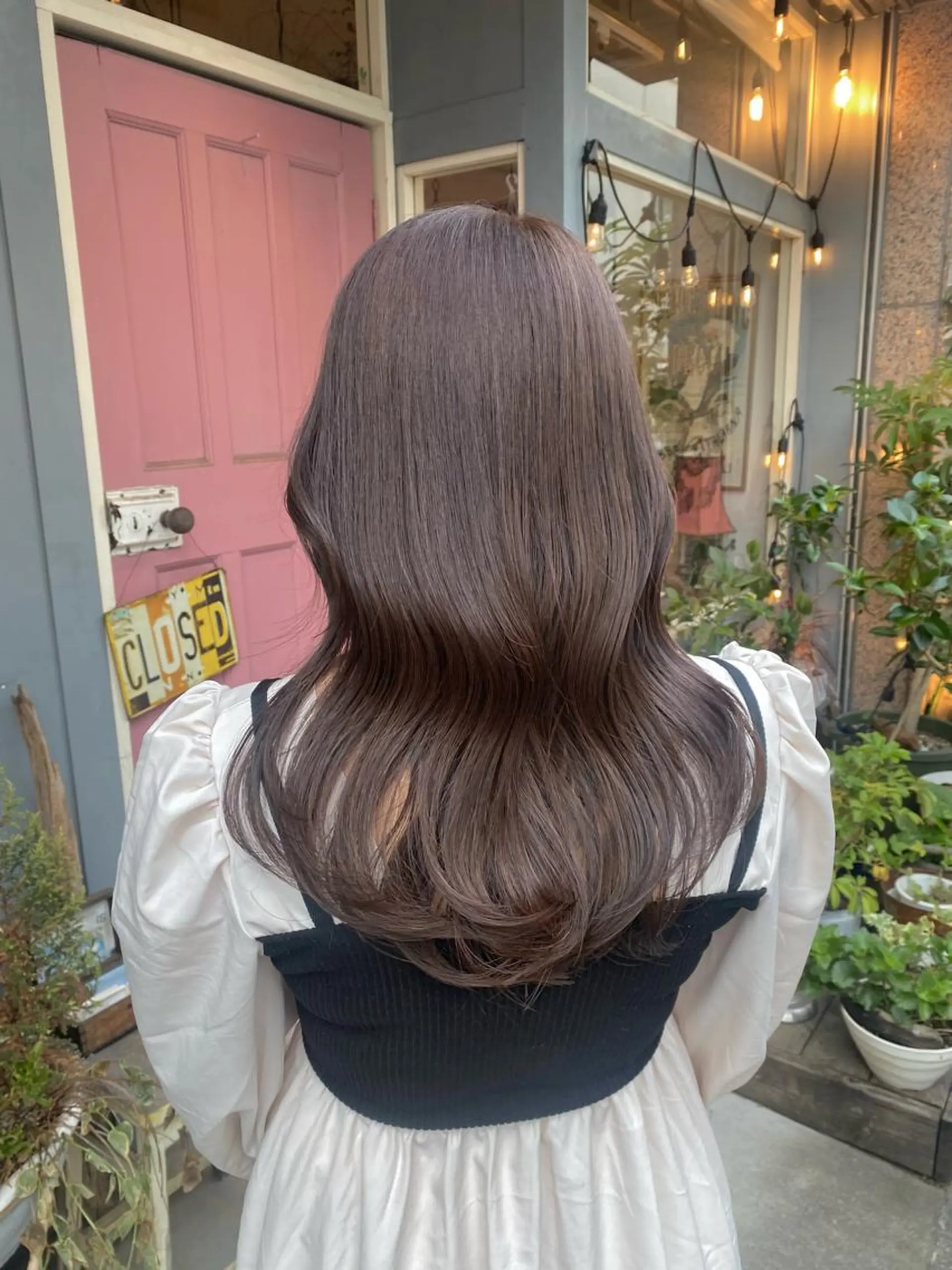 セミロング カラー カット ヘアカラー トリートメント ヤスザトアヤノ ／レイヤー／オリーブのヘアスタイル