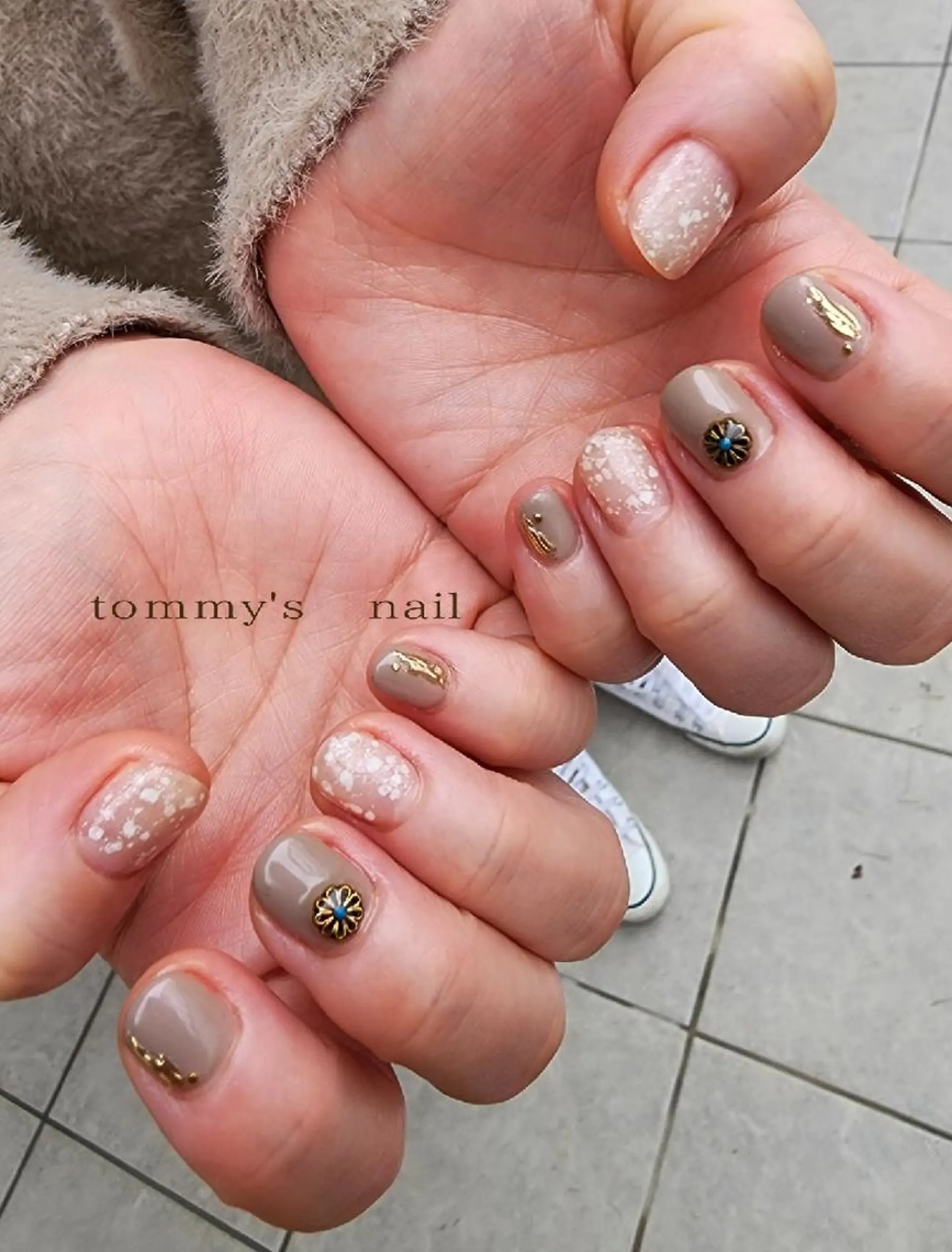 ネイル フットネイル ジェルネイル ミラーネイル ワンカラーネイル ハンドネイル tommy's nail所属・福岡/若よもぎ蒸し 全身美容が叶うサロンのネイルデザイン