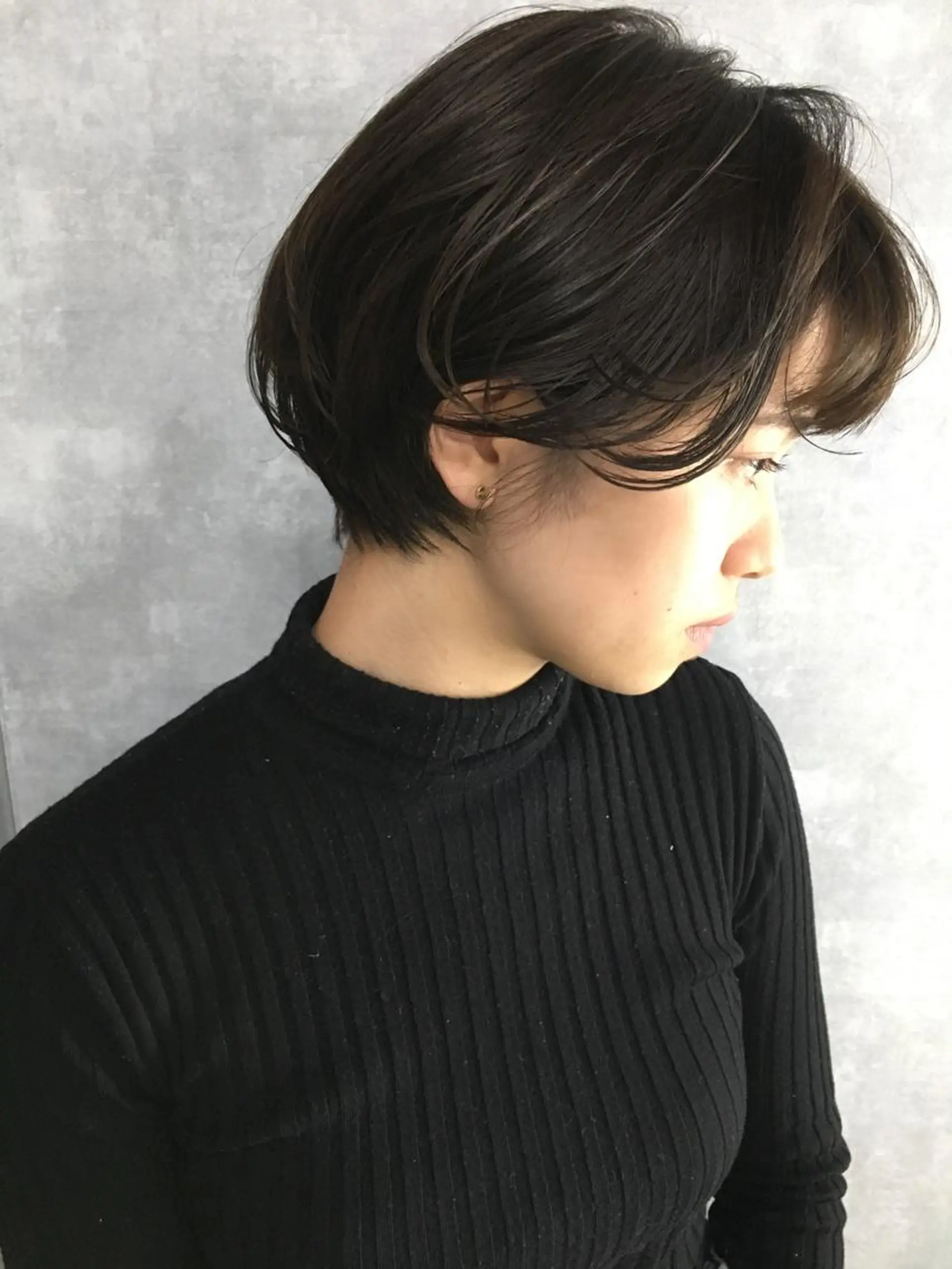 ショート カラー ベージュカラー ブラウンカラー ブラウンベージュ ショートヘア レイヤーカット BLend 渋谷のヘアスタイル