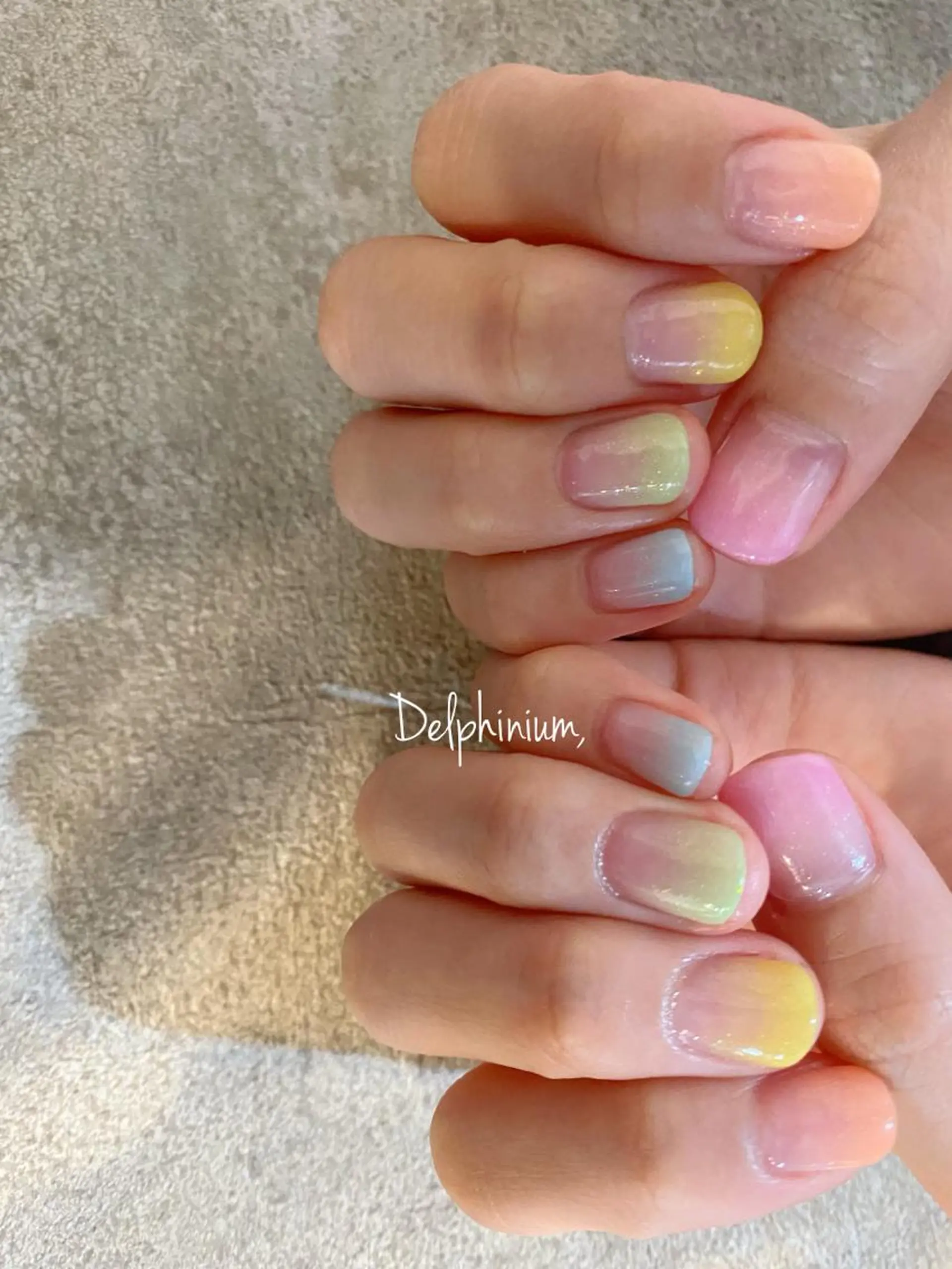 ネイル パステルネイル ハンドネイル 岡本 友恵のネイルデザイン