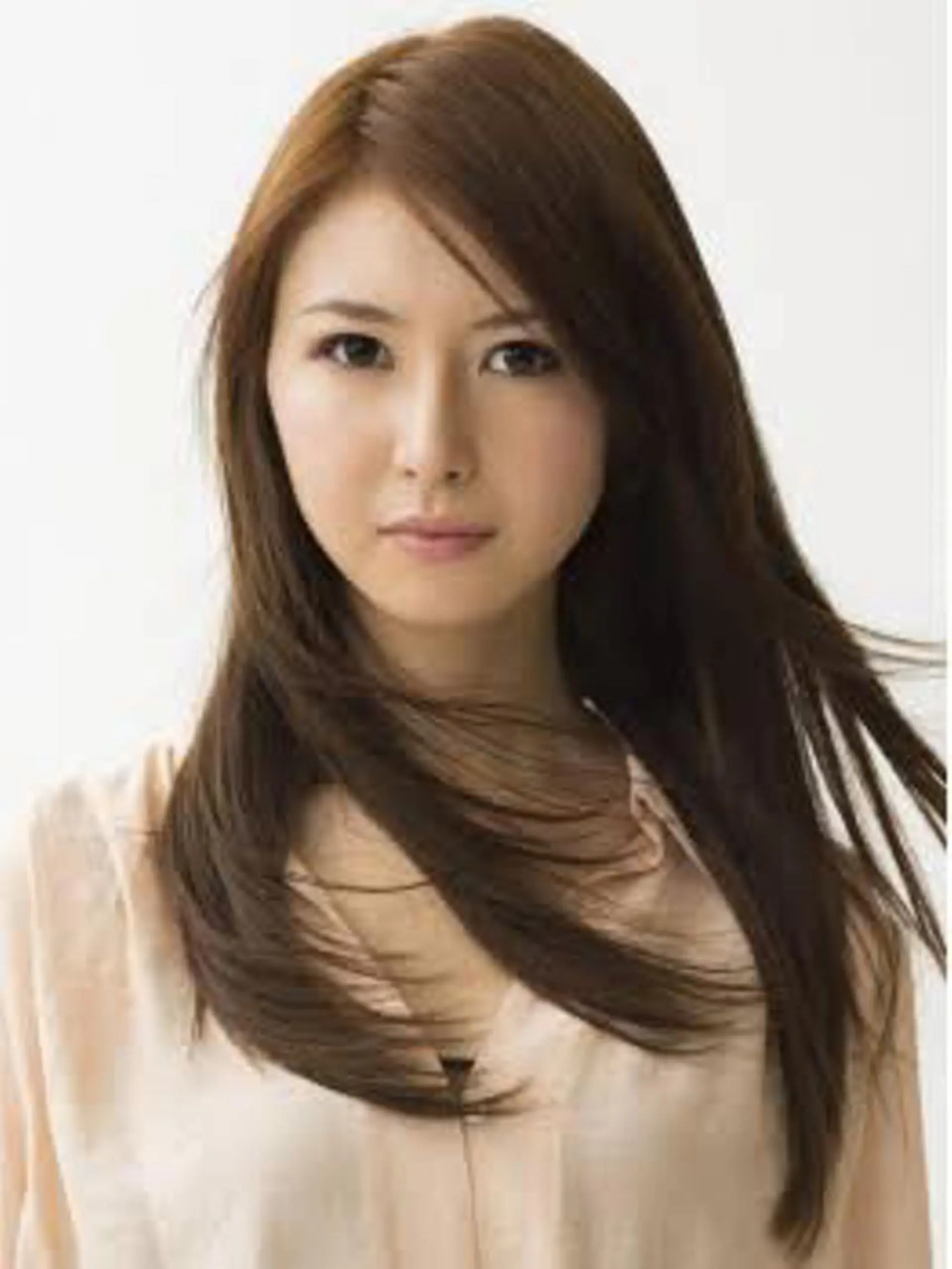 ミディアム セミロング ロング 髙尾 綺女のマツエク・マツパデザイン