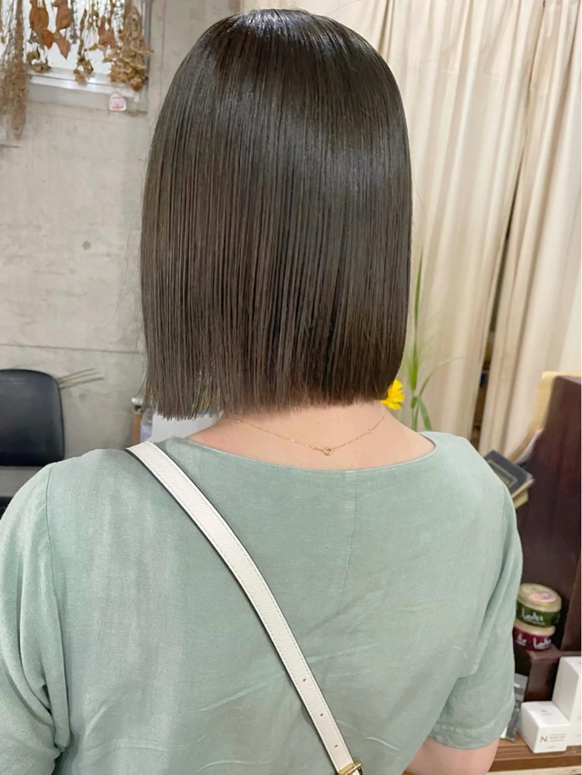 ミディアム カット ヘアカラー 南堀江 möwen ( メーヴェ )所属・mowen RUIのヘアスタイル