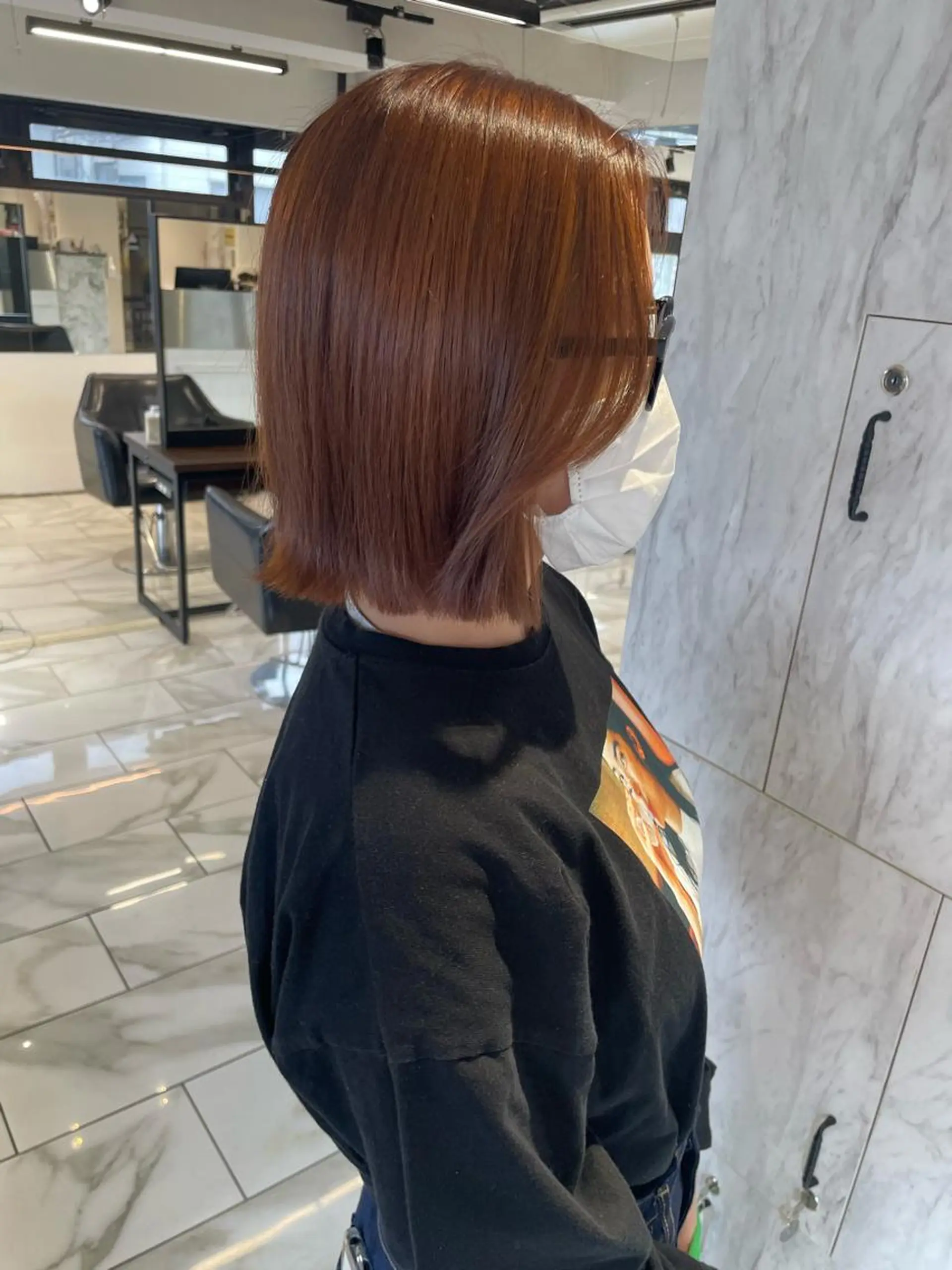 ショート カラー レイヤーカット/ 艶カラー/亜澄のヘアスタイル