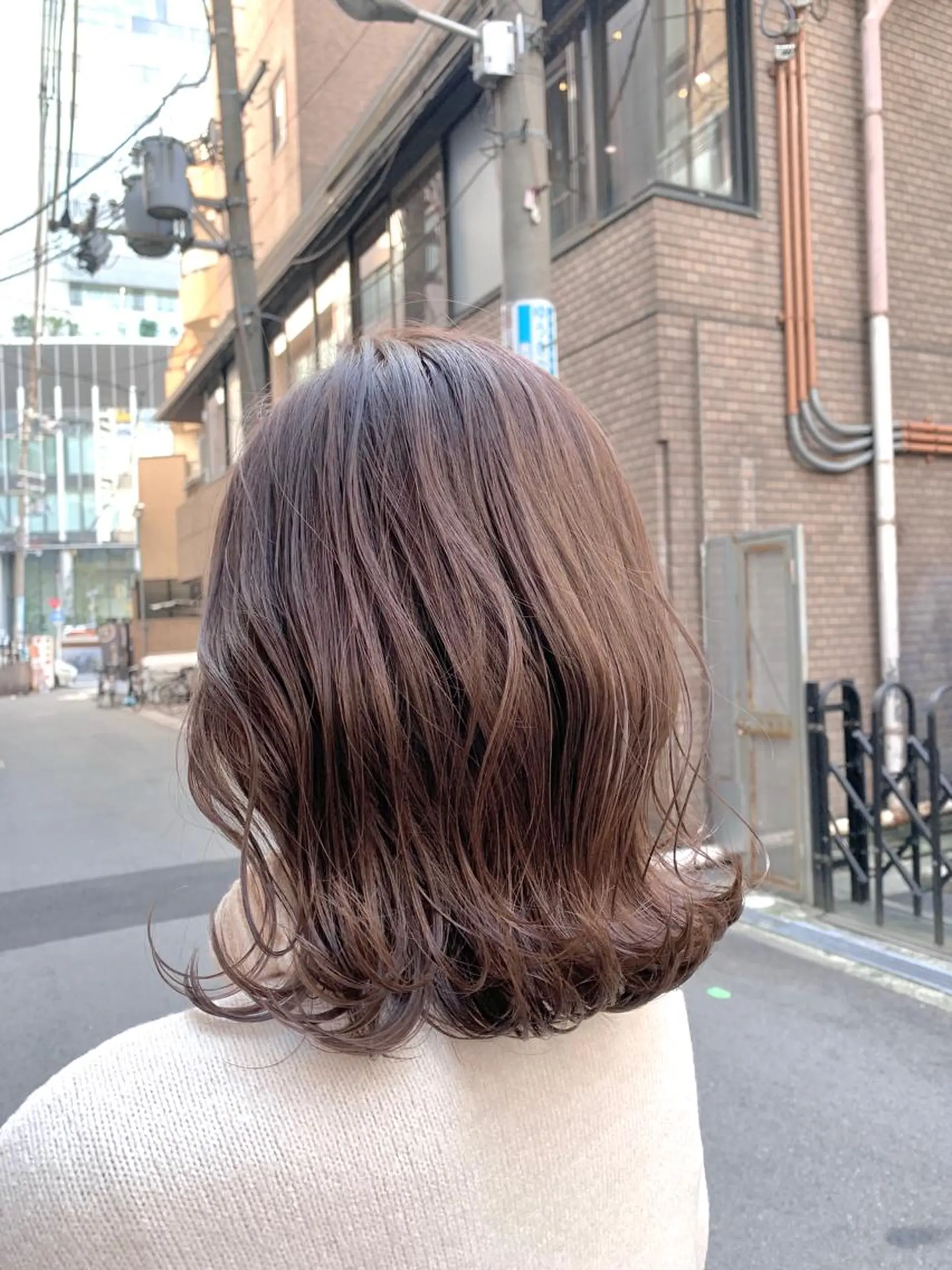 ミディアム カラー ブリーチ ショコラグレージュ ダブルカラー グレージュ ブリーチなしカラー カット ヘアカラー トリートメント 酸性ストレート/ブリ ーチなし/中村 匠のヘアスタイル