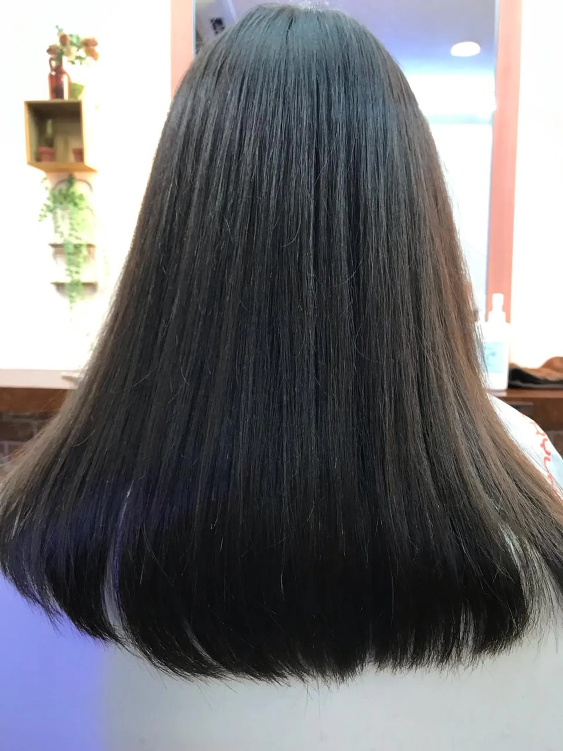 セミロング カラー 桧山 真のヘアスタイル