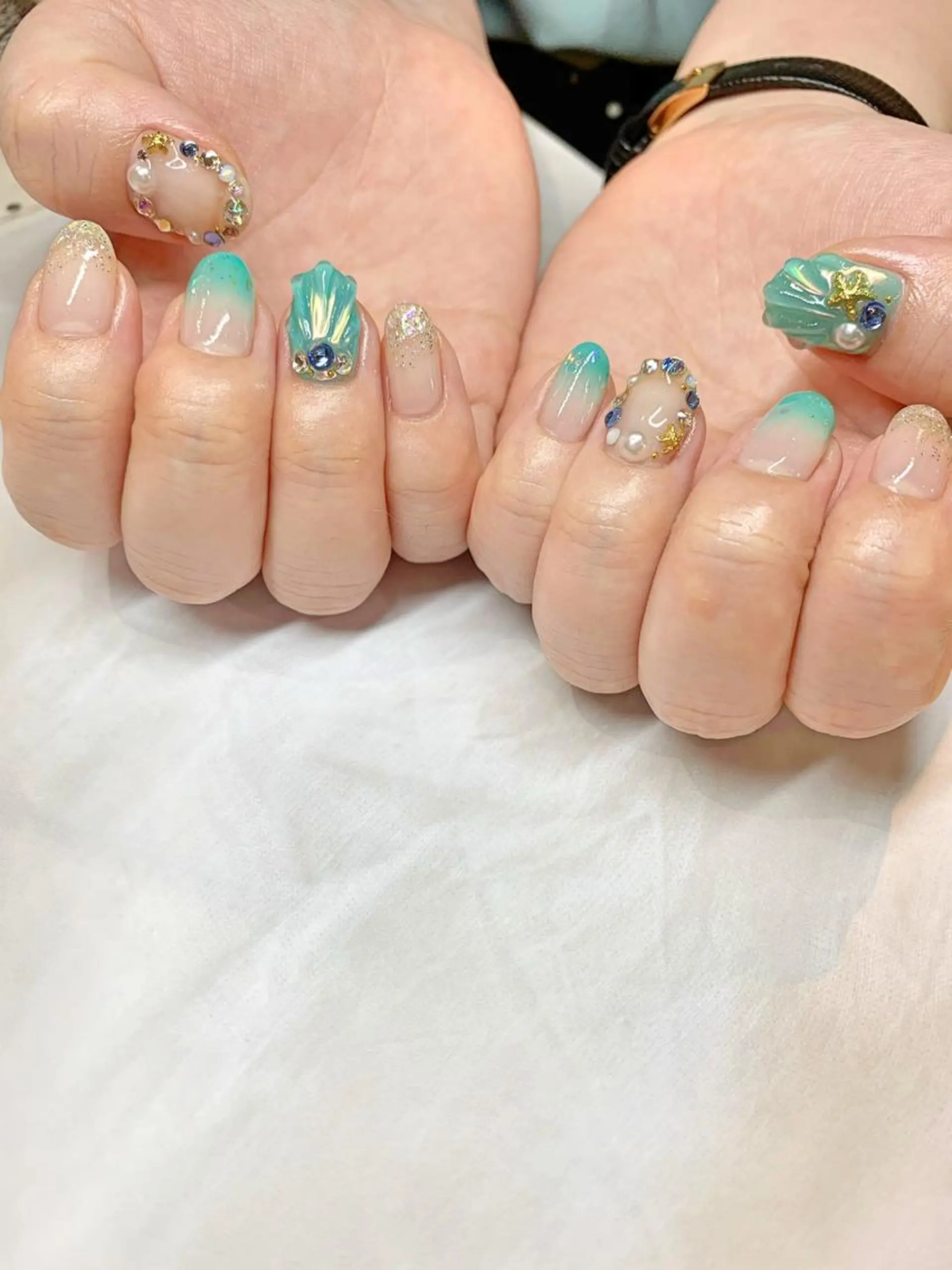 ネイル 持ち込み ハンドネイル glow_ nailのネイルデザイン