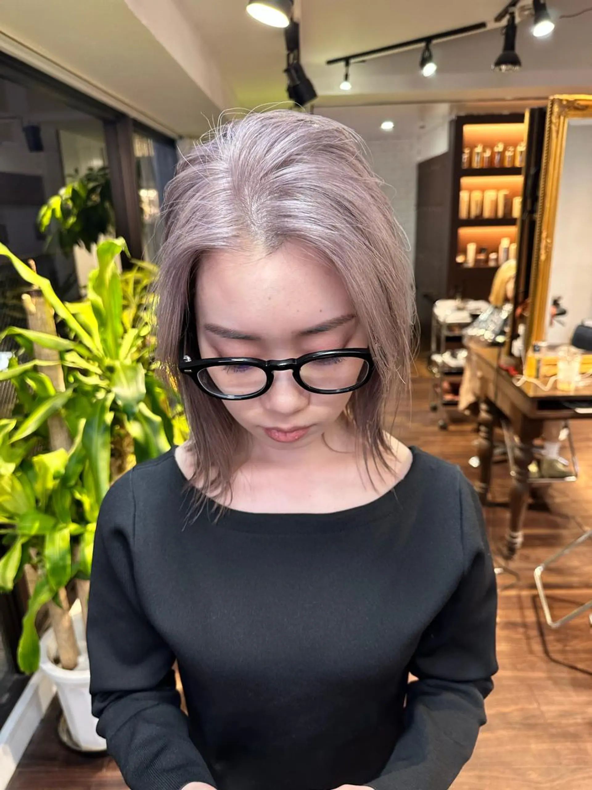 ミディアム カラー アディクシーカラー ベージュカラー ブリーチ ブロンド ケアブリーチ カット ヘアカラー トリートメント ワンホンヘア ケラチン/Kaitoのヘアスタイル