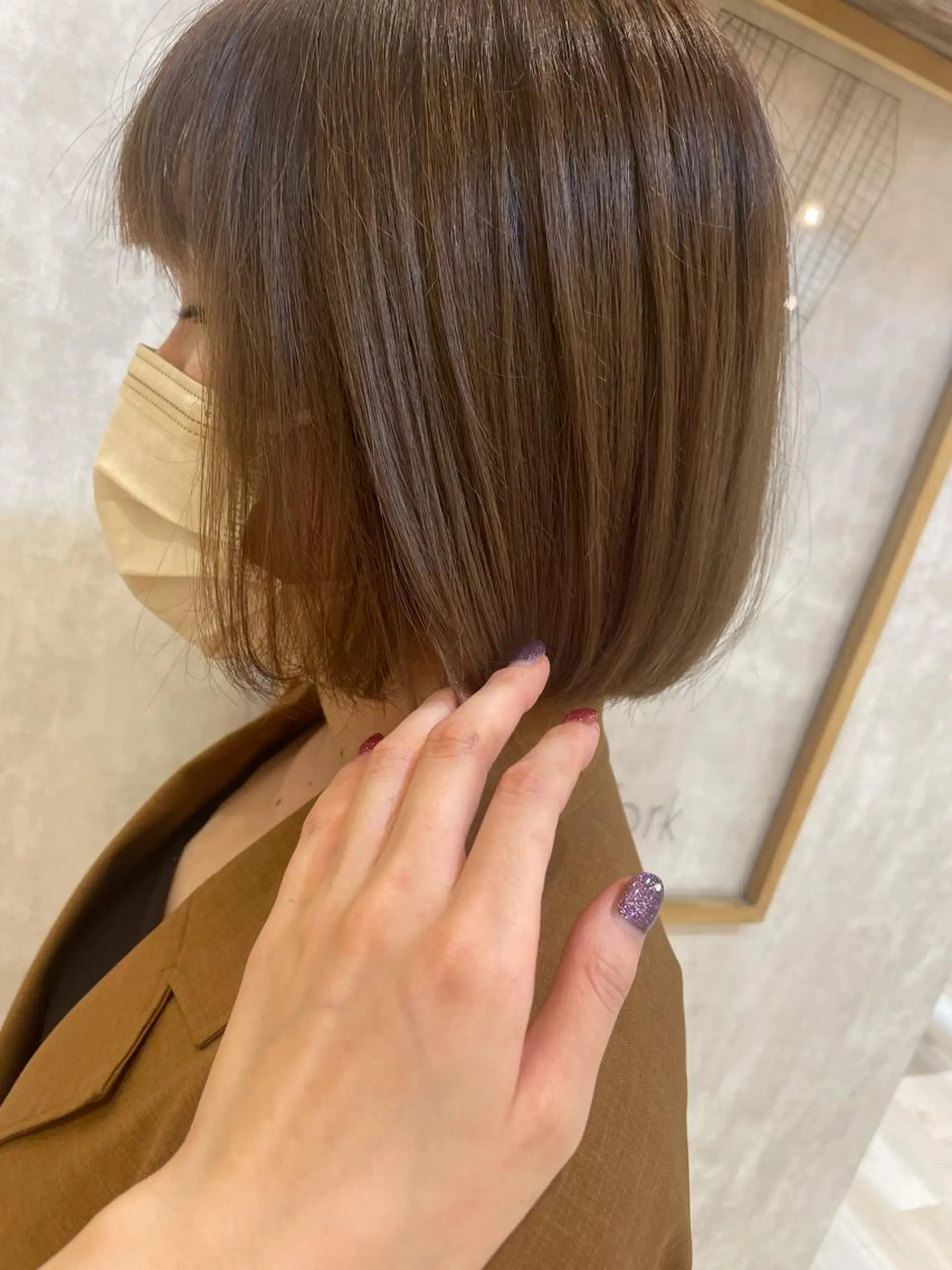 カラー ベージュカラー ボブ ヘアーサロングラッド所属・三村 桜生のヘアスタイル