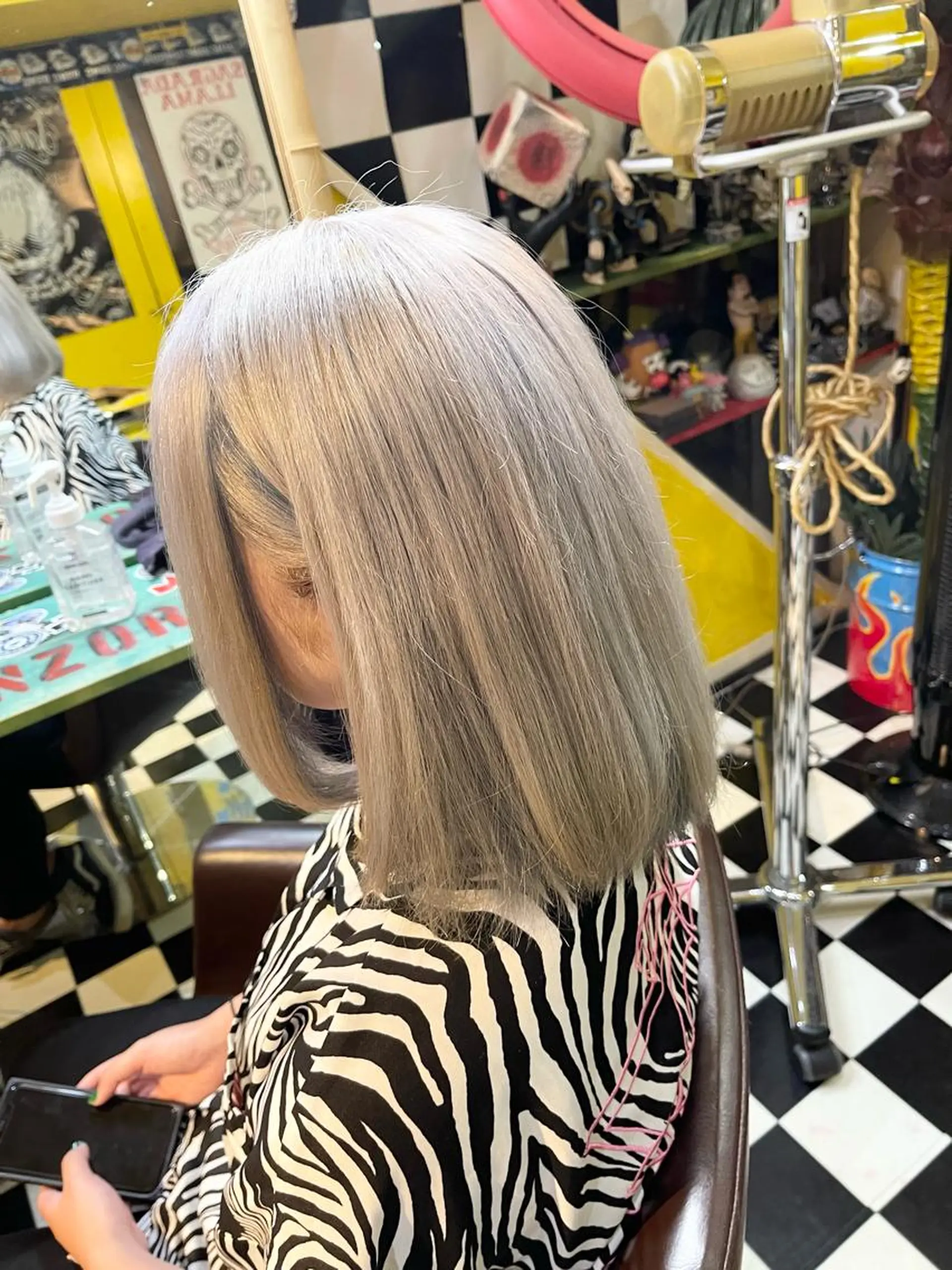 ミディアム luce所属・千代 夏輝のヘアスタイル