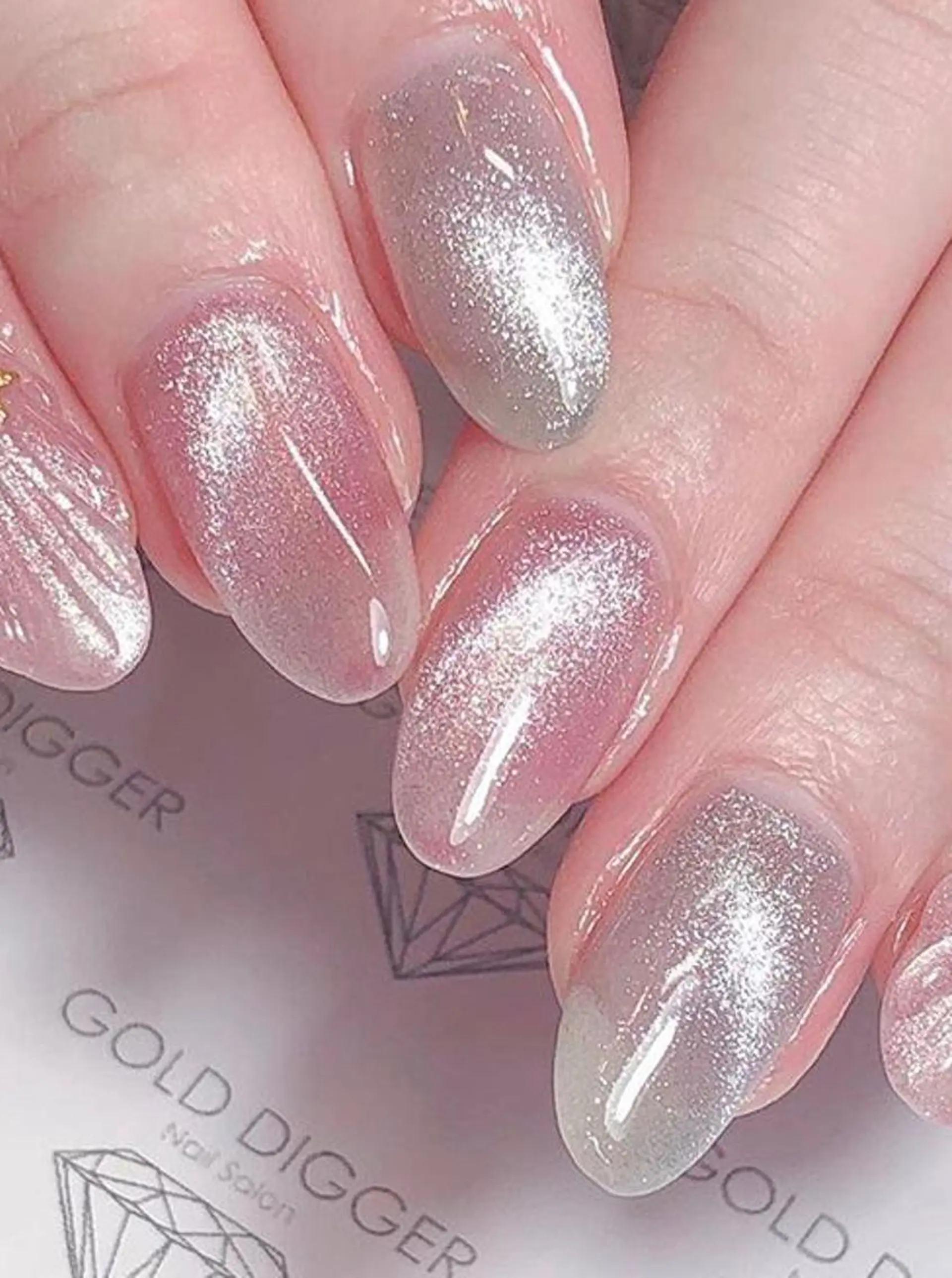 ネイル マグネットネイル 大阪福島 韓国まつげ Sayaka🤍🐩のマツエク・マツパデザイン