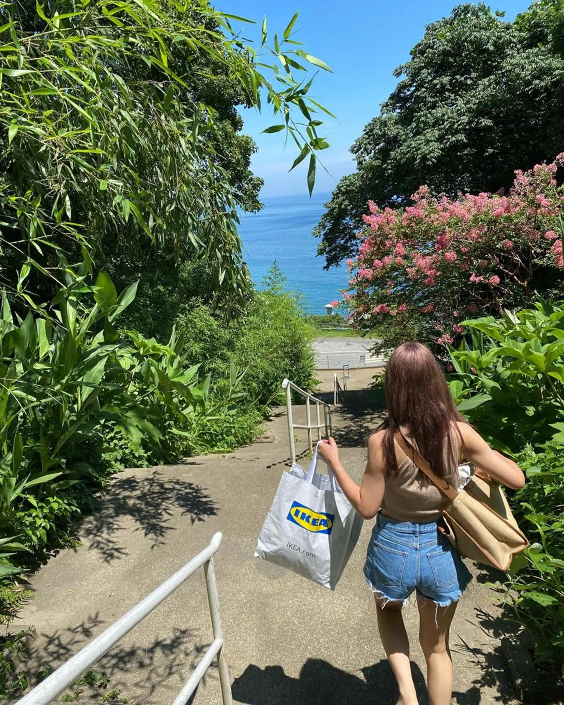 ロング カラー ベージュカラー ブラウンカラー ディープパープル ハイトーンカラー ラベンダーカラー UNDER vr 【アンダーバー】のヘアスタイル