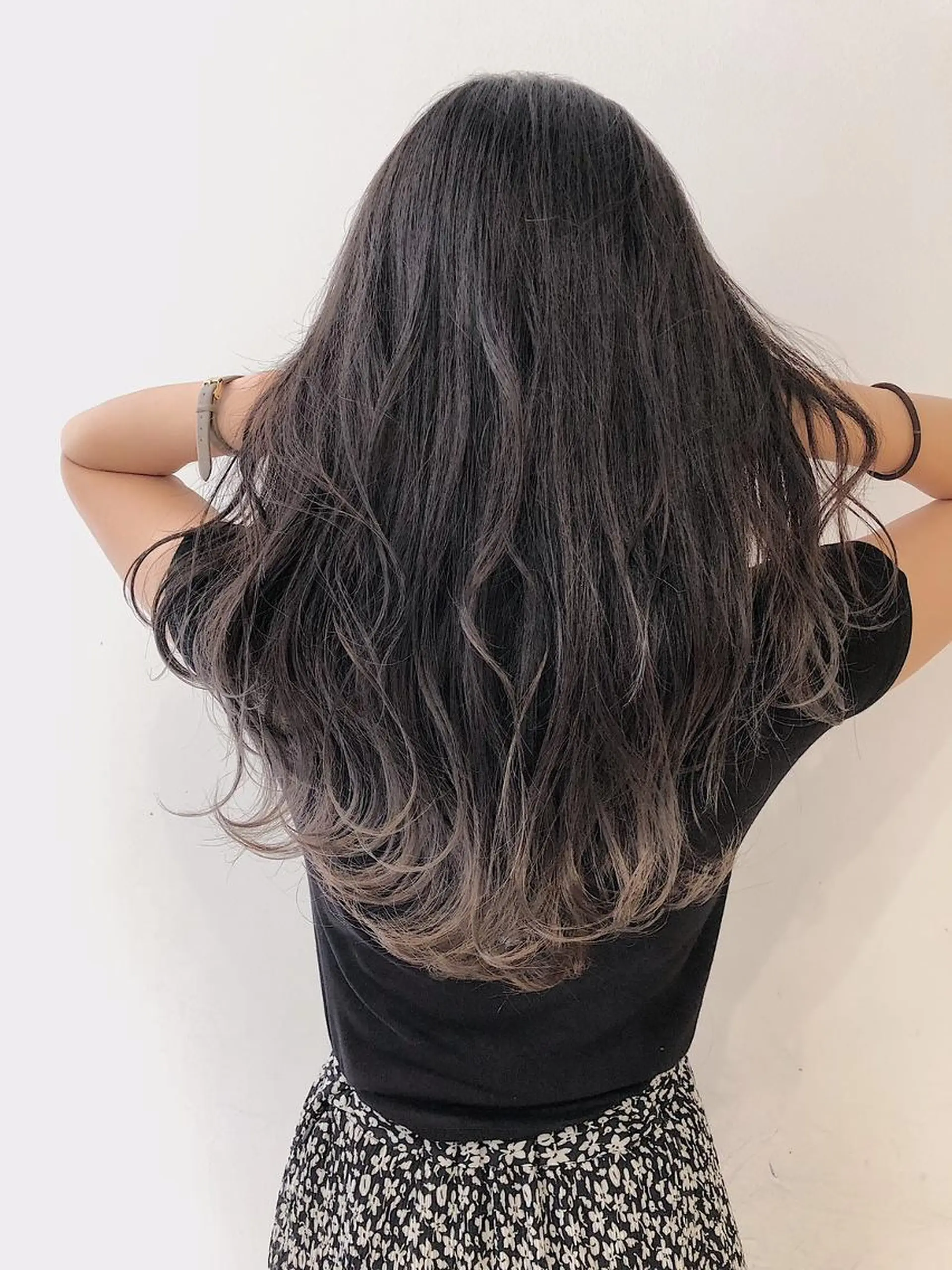 セミロング ウルフカット 公式 Ease by amble luxeのヘアスタイル