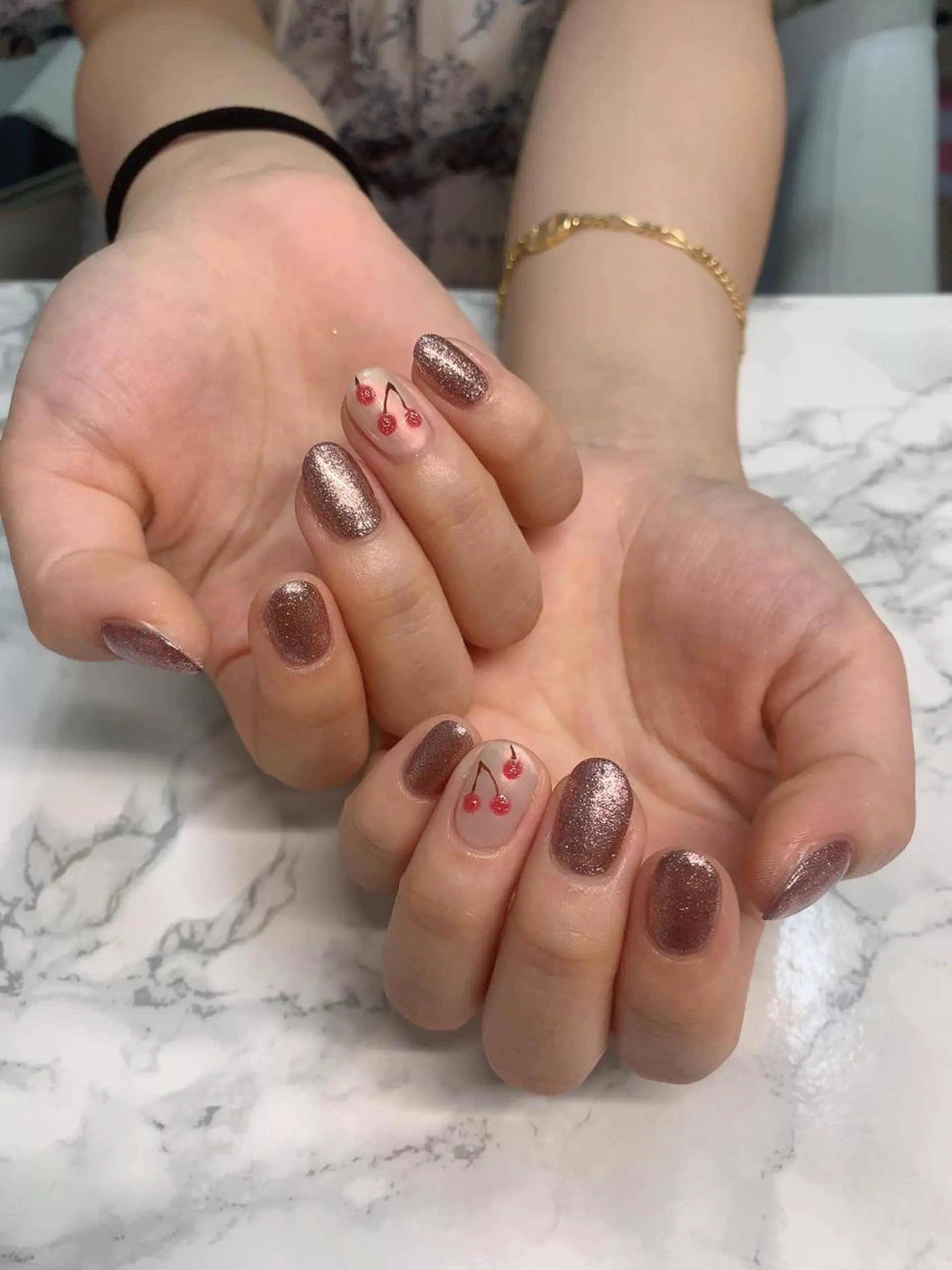 ネイル ハンドネイル はな💎ネイル ワンホン、長さ出しのネイルデザイン