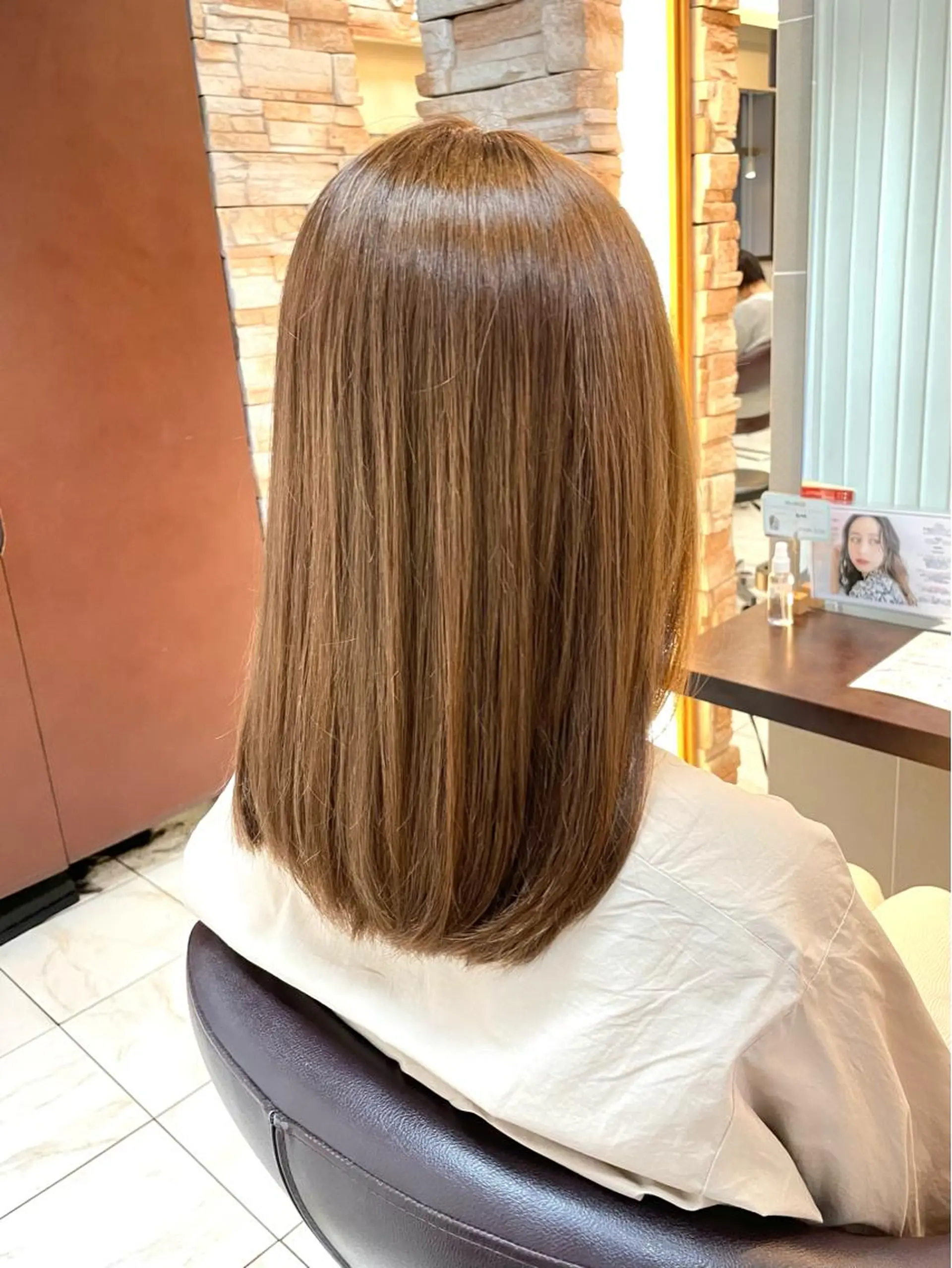 ミディアム ヘアカラー 新籾 尚哉のヘアスタイル