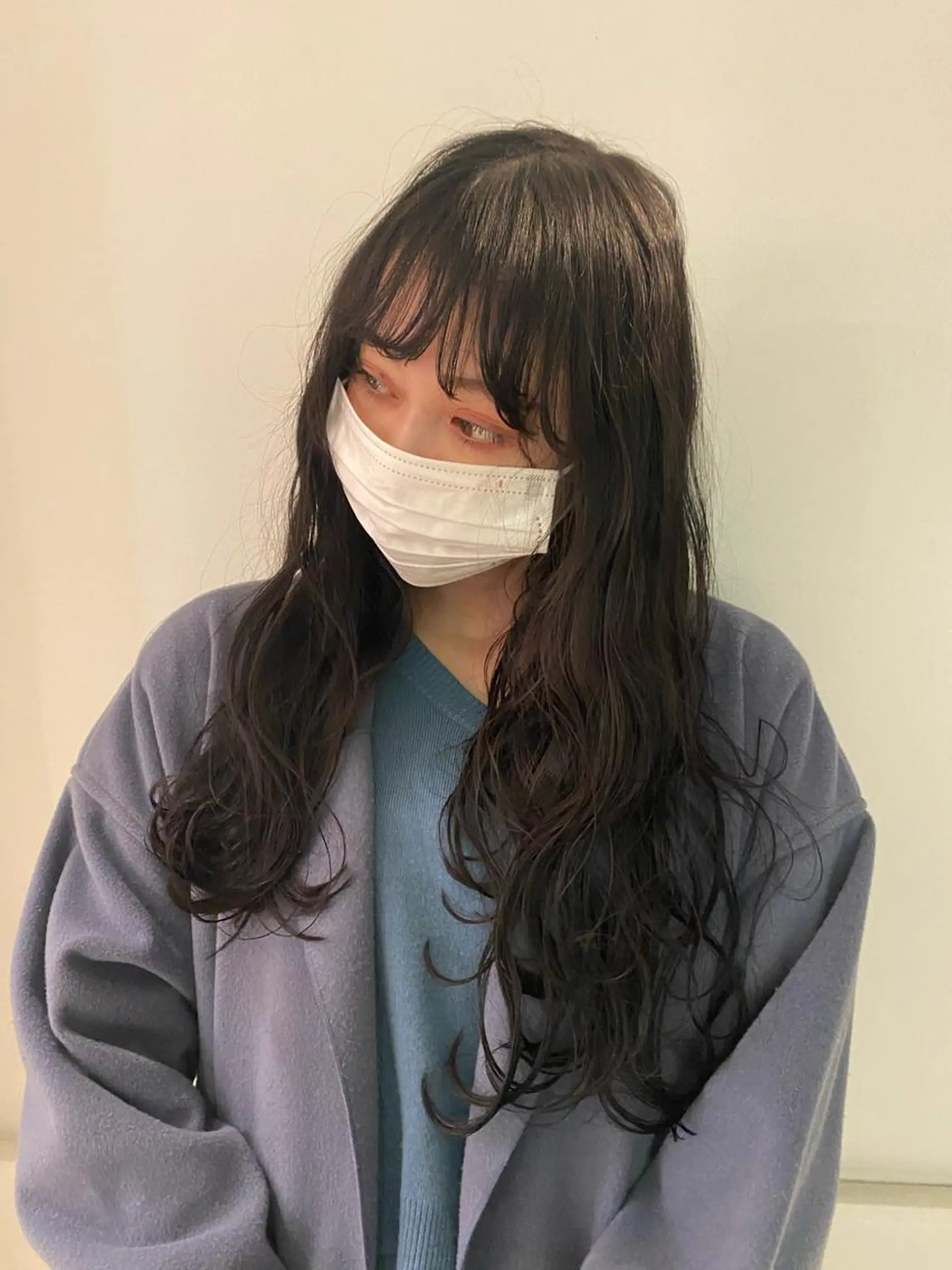 ロング saya🌿レイヤー カット/透明感カラーのヘアスタイル