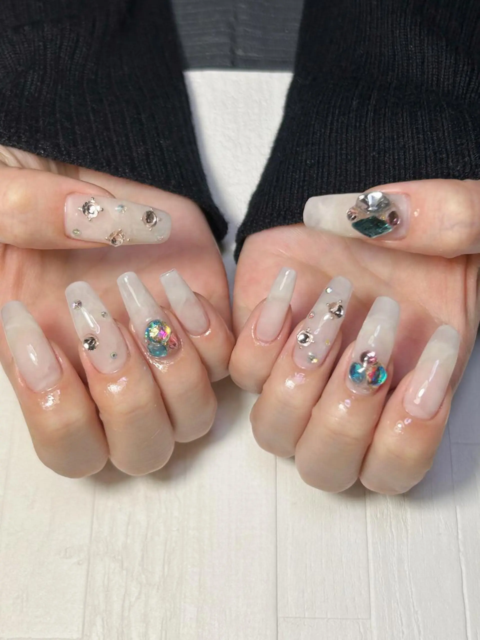 ネイル ハンドネイル 大崎 奈々のネイルデザイン