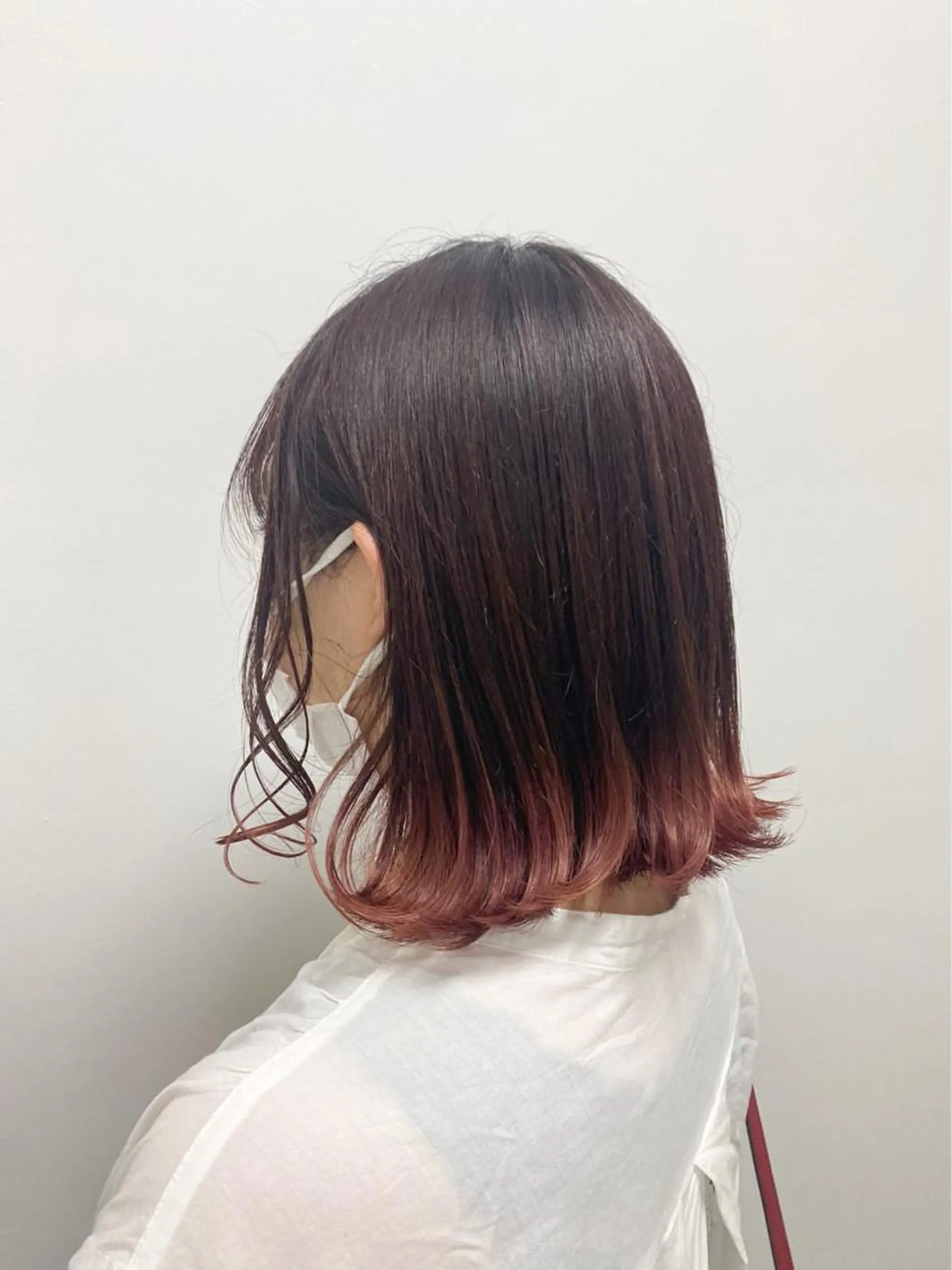 セミロング カラー パーマ ヘアアレンジ ネイル マツエク・マツパ 韓国風ベージュ🤎 赤みなし🌿横浜🤎のヘアスタイル