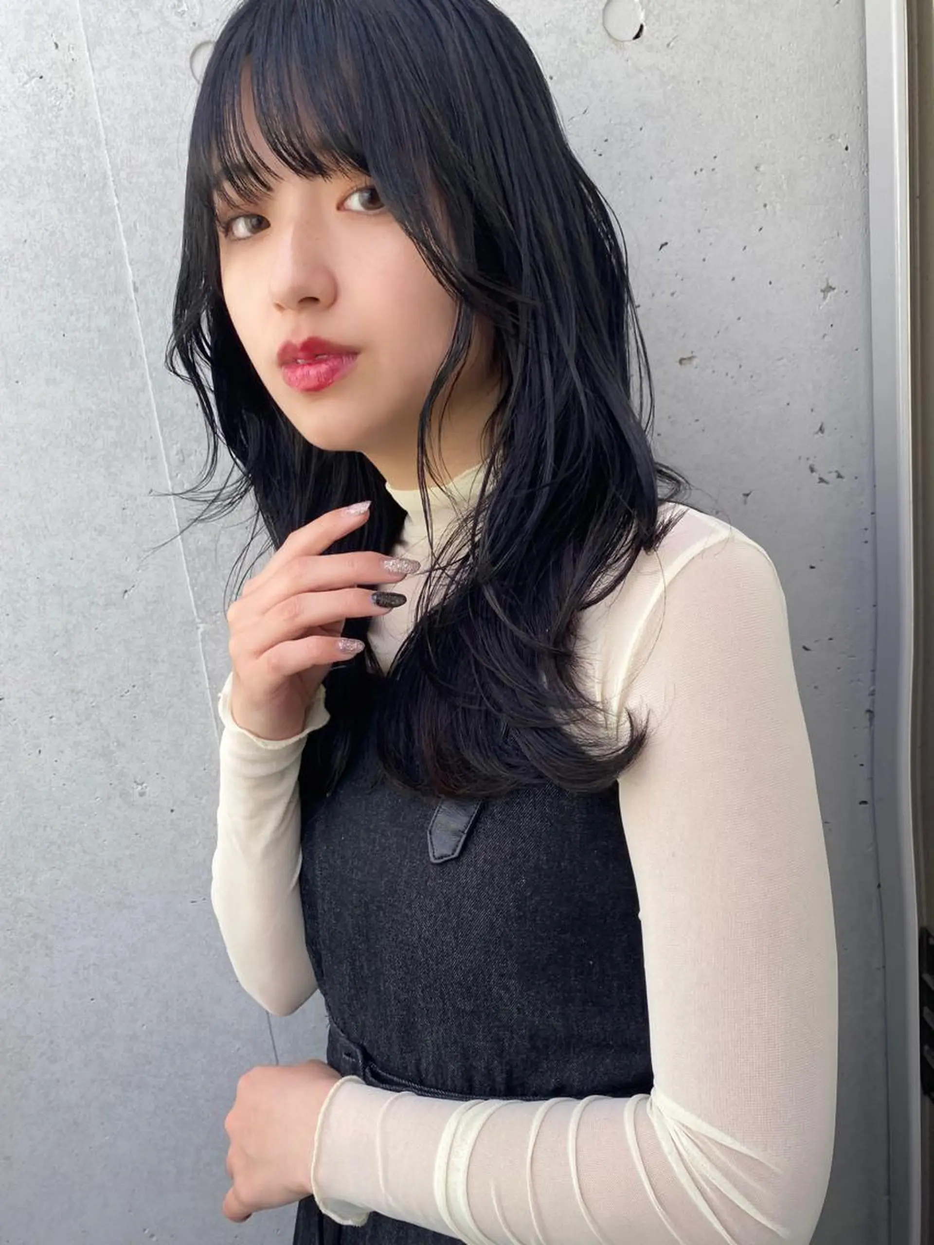 セミロング 韓国風ヘア レイヤーカット カット ヘアカラー トリートメント レイヤーカット /透明感/千葉怜寿のヘアスタイル