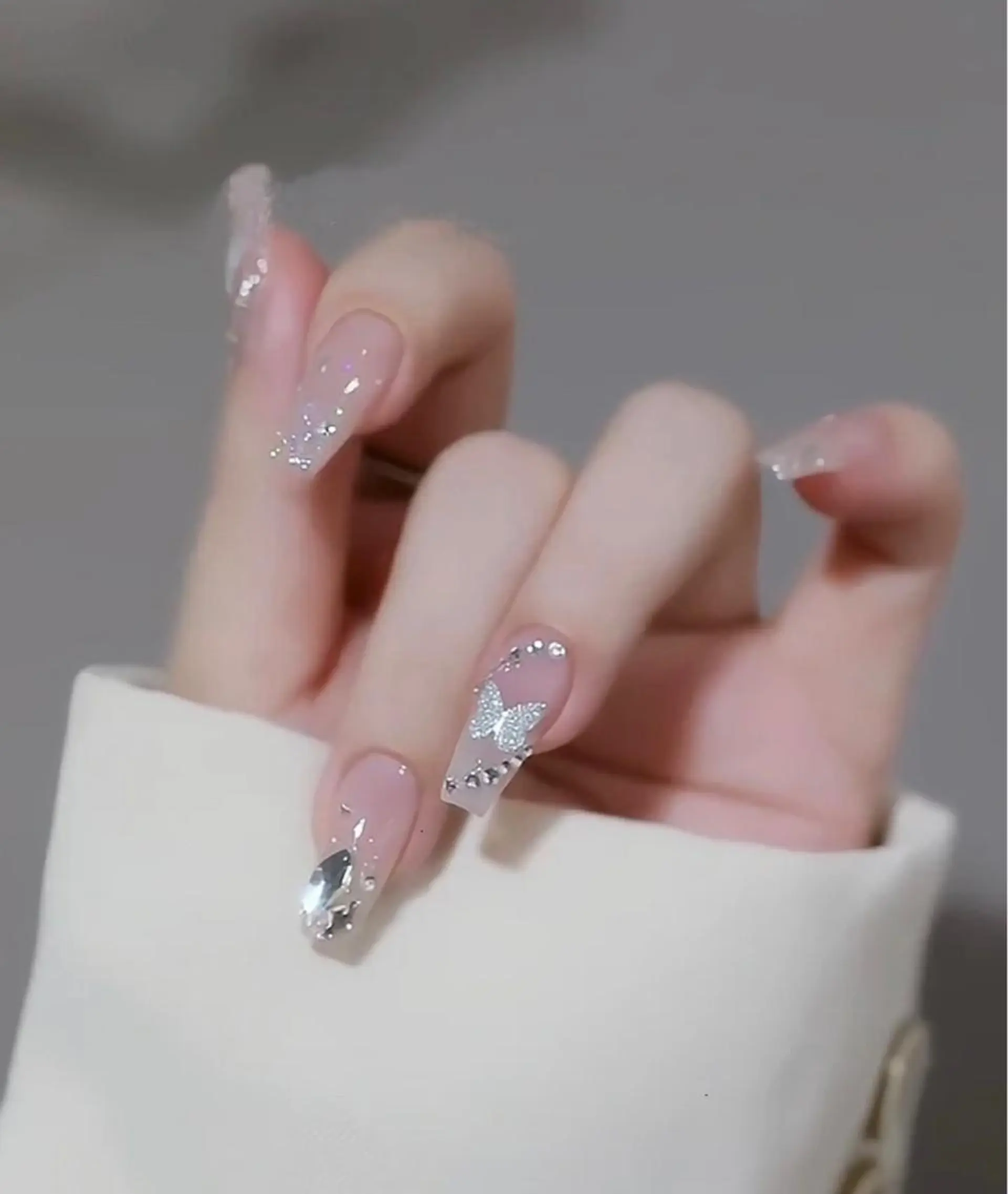 ネイル The Oneのネイルデザイン