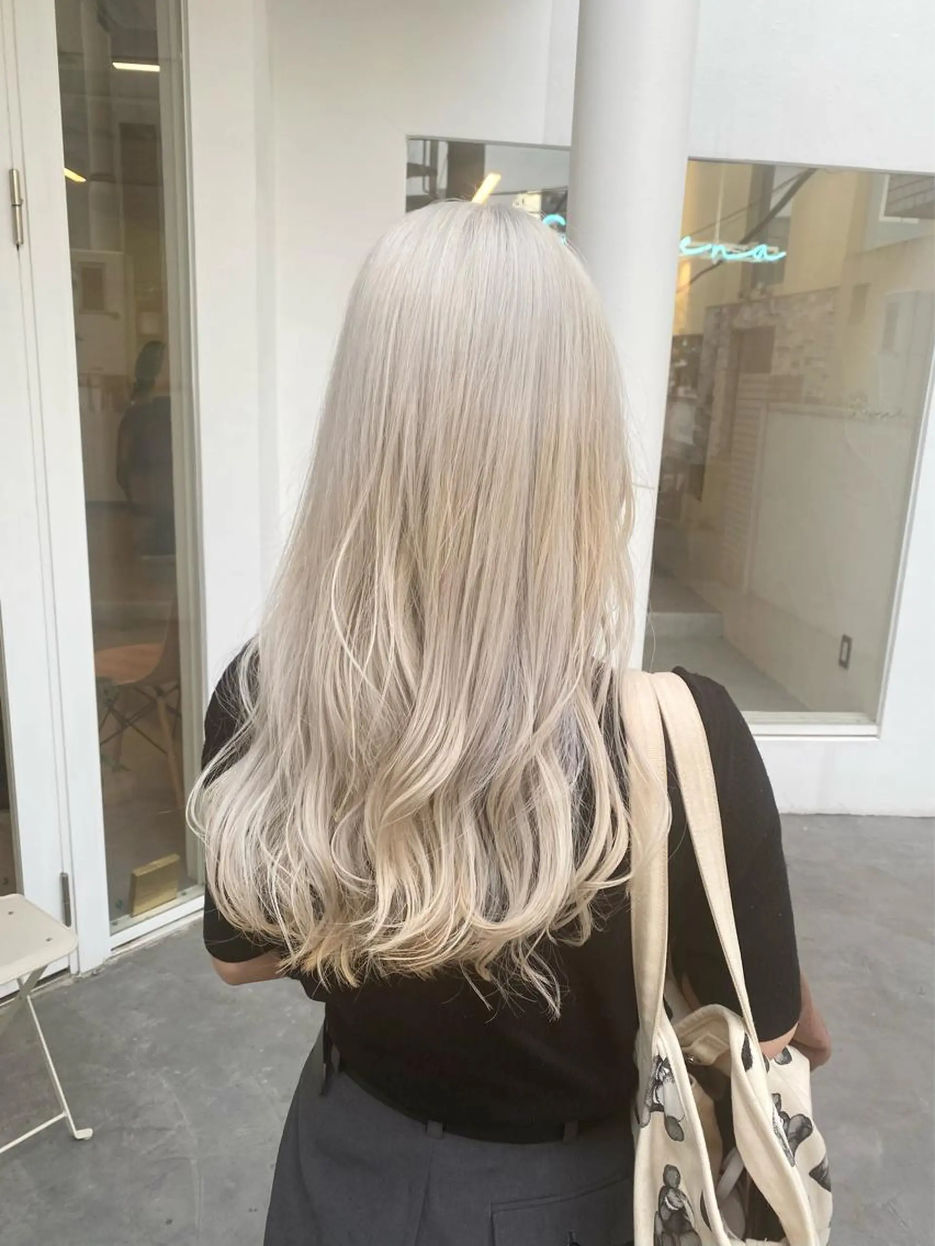 ロング カラー ブリーチ ❄️中川 慎之介❄️のヘアスタイル