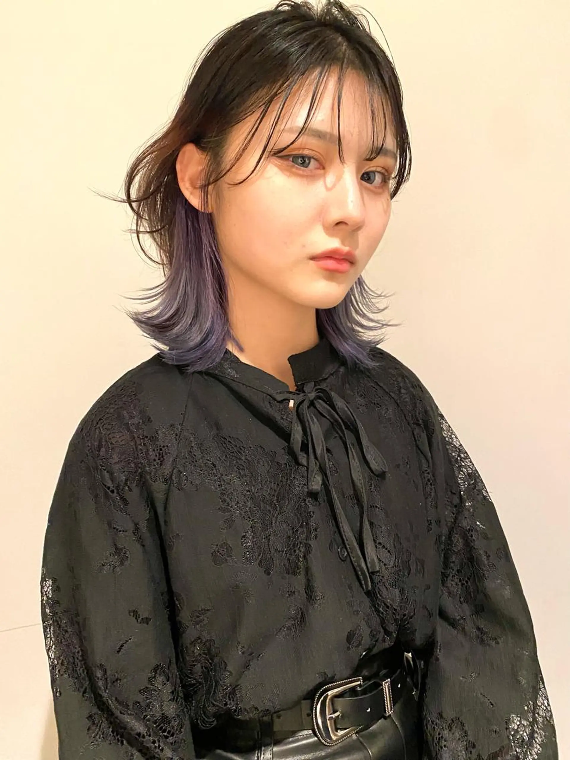 ミディアム カラー ヘアカラー キタダ ヒロキのヘアスタイル