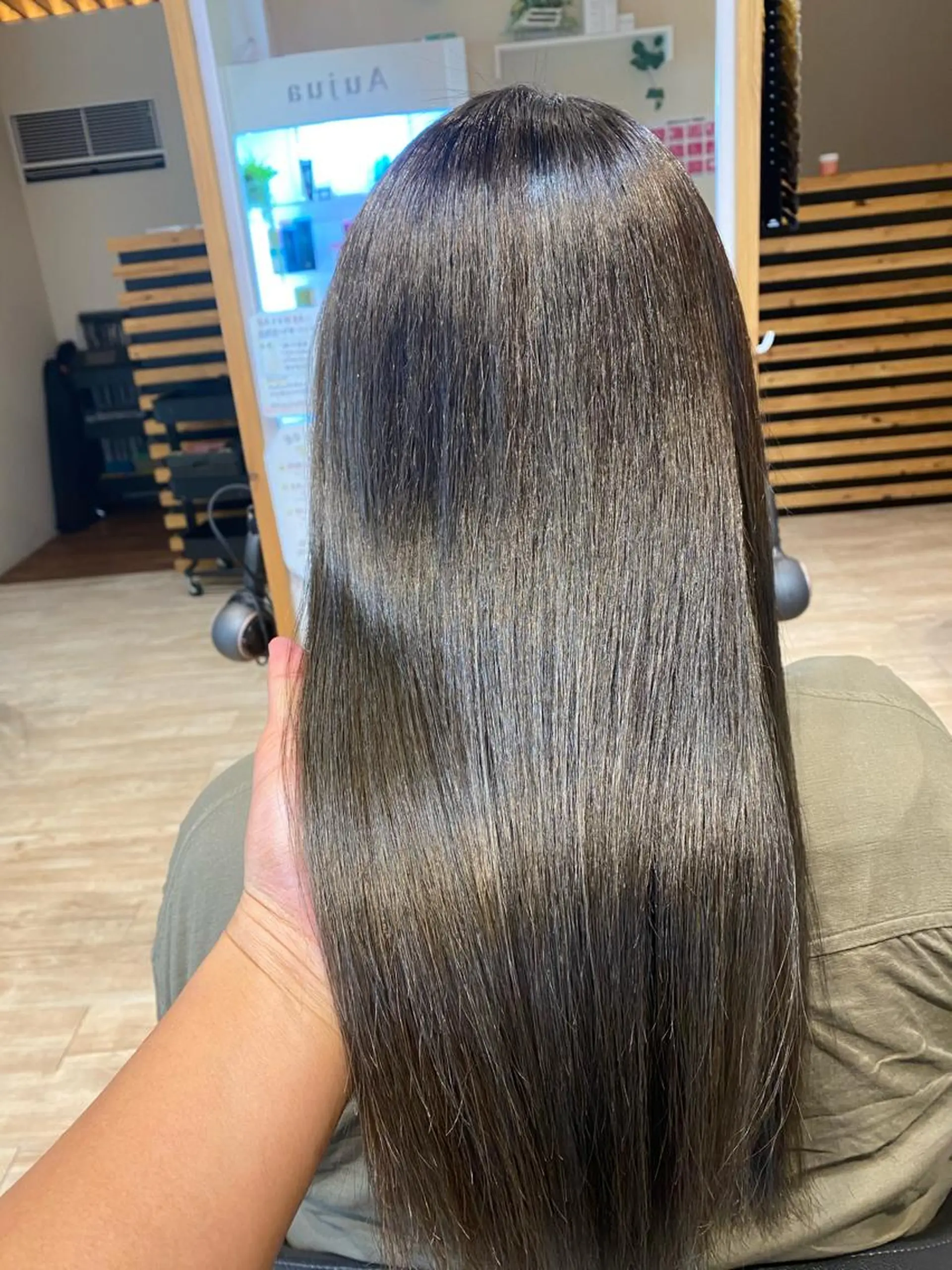 ロング パーマ ヘアカラー トリートメント 関口 友行のヘアスタイル