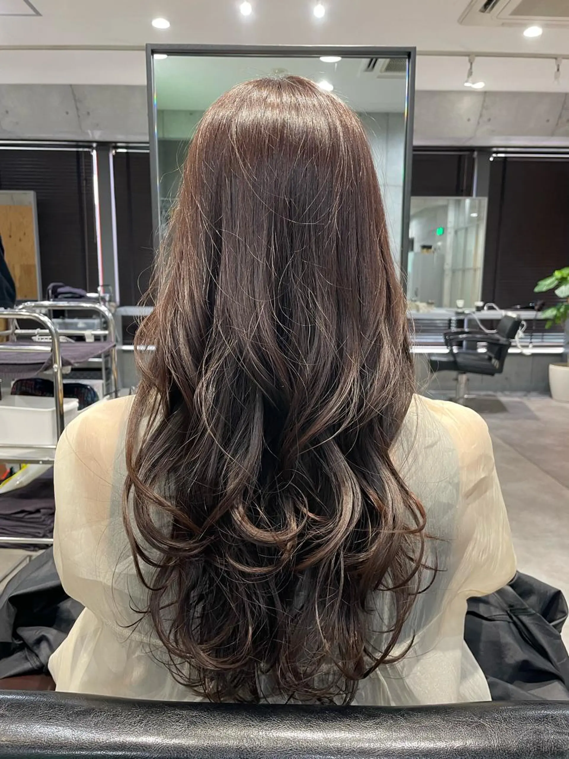 ロング ロングレイヤー レイヤーカット ロング 💫newi💫村上 孝一のヘアスタイル