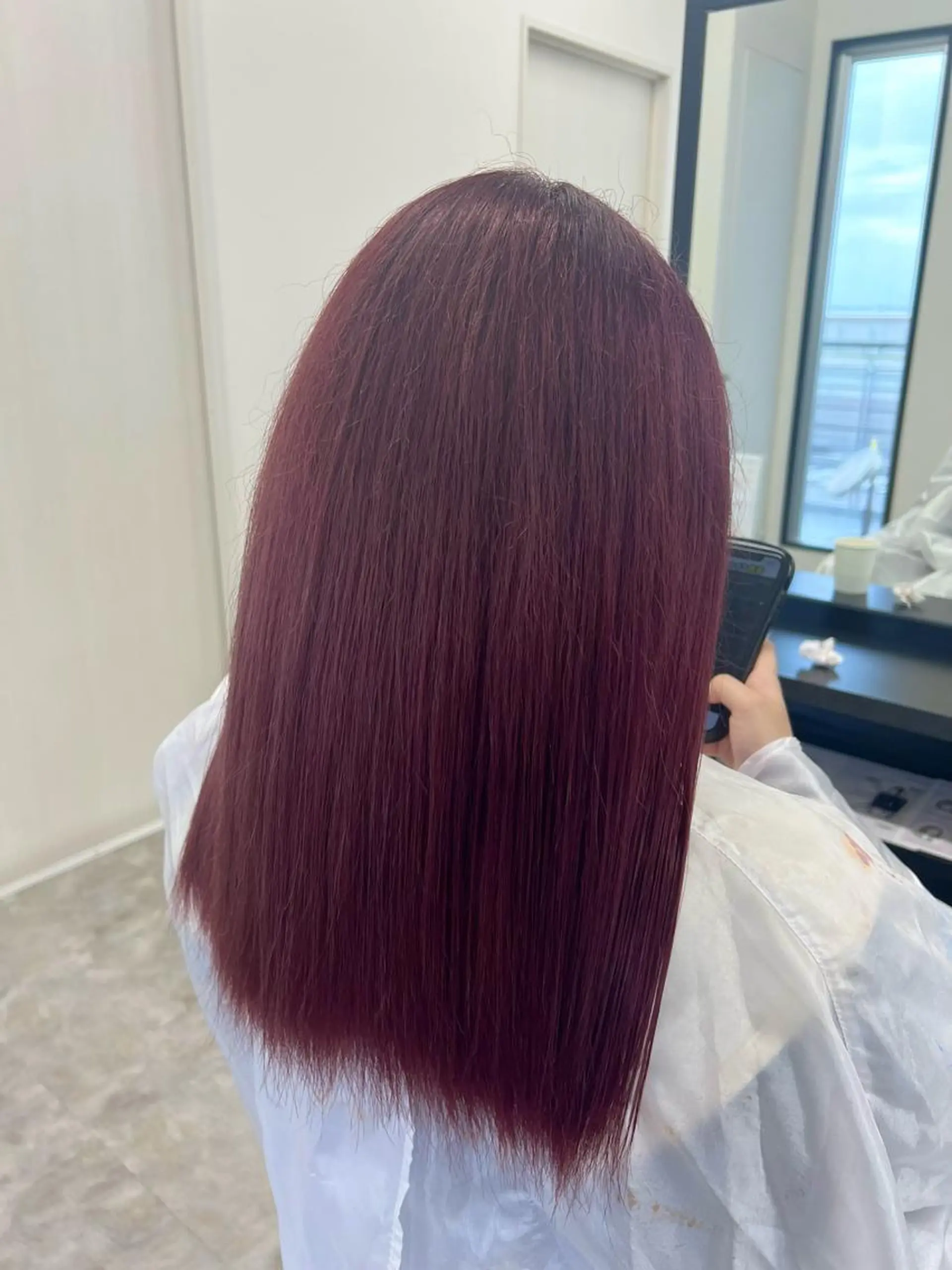 セミロング カラー レッドカラー LOBY所属・LOBY トモヤのヘアスタイル