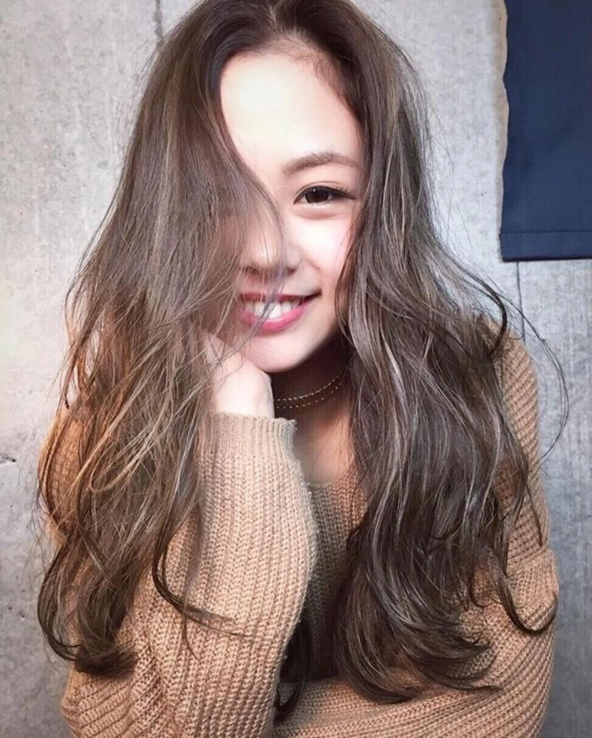 ロング カラー コールネックスザサロン所属・白髪ぼかし×デザイン 🕊️🫧ホウジョウのヘアスタイル