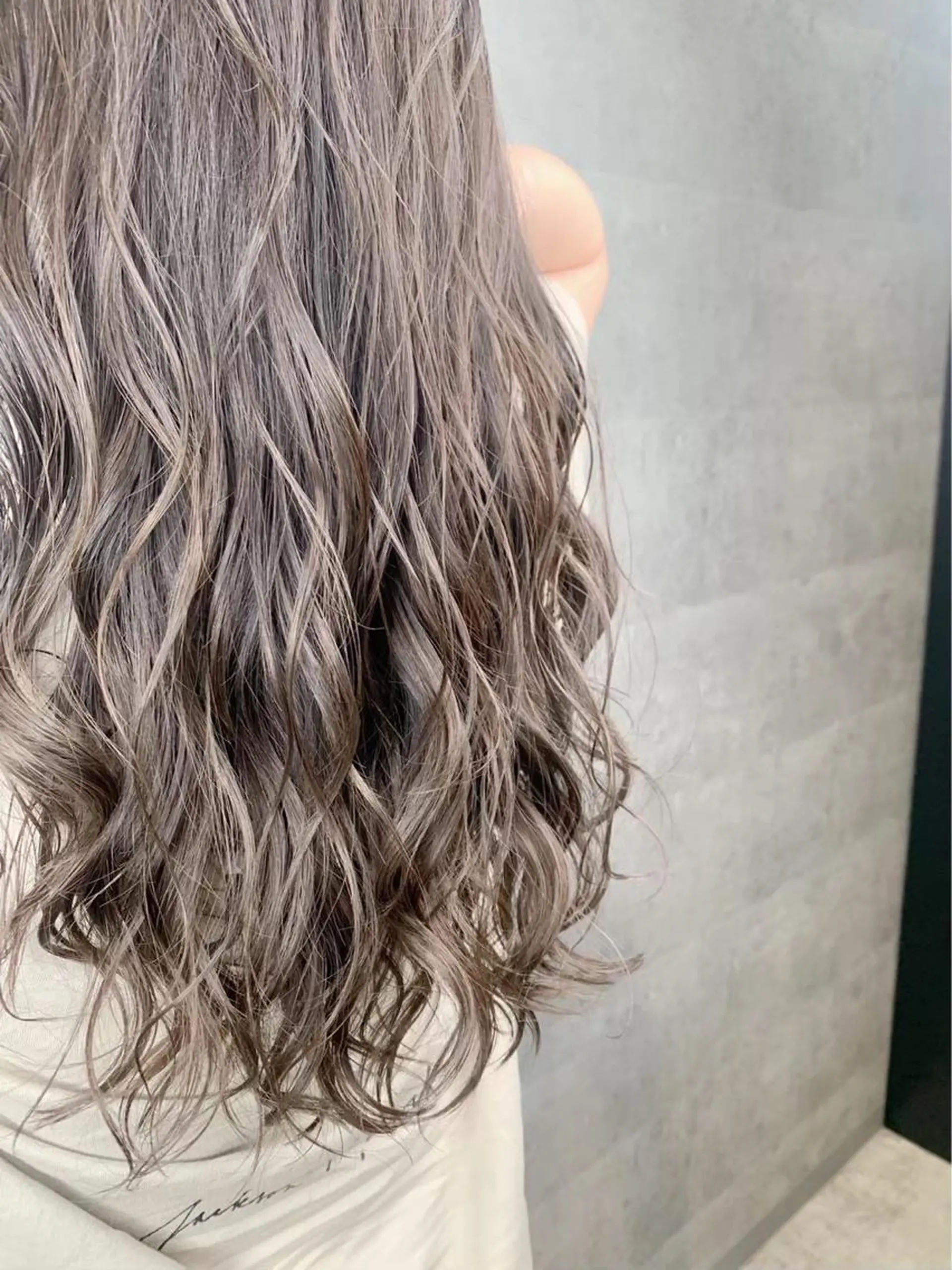 セミロング _WHITE 静岡店のヘアスタイル