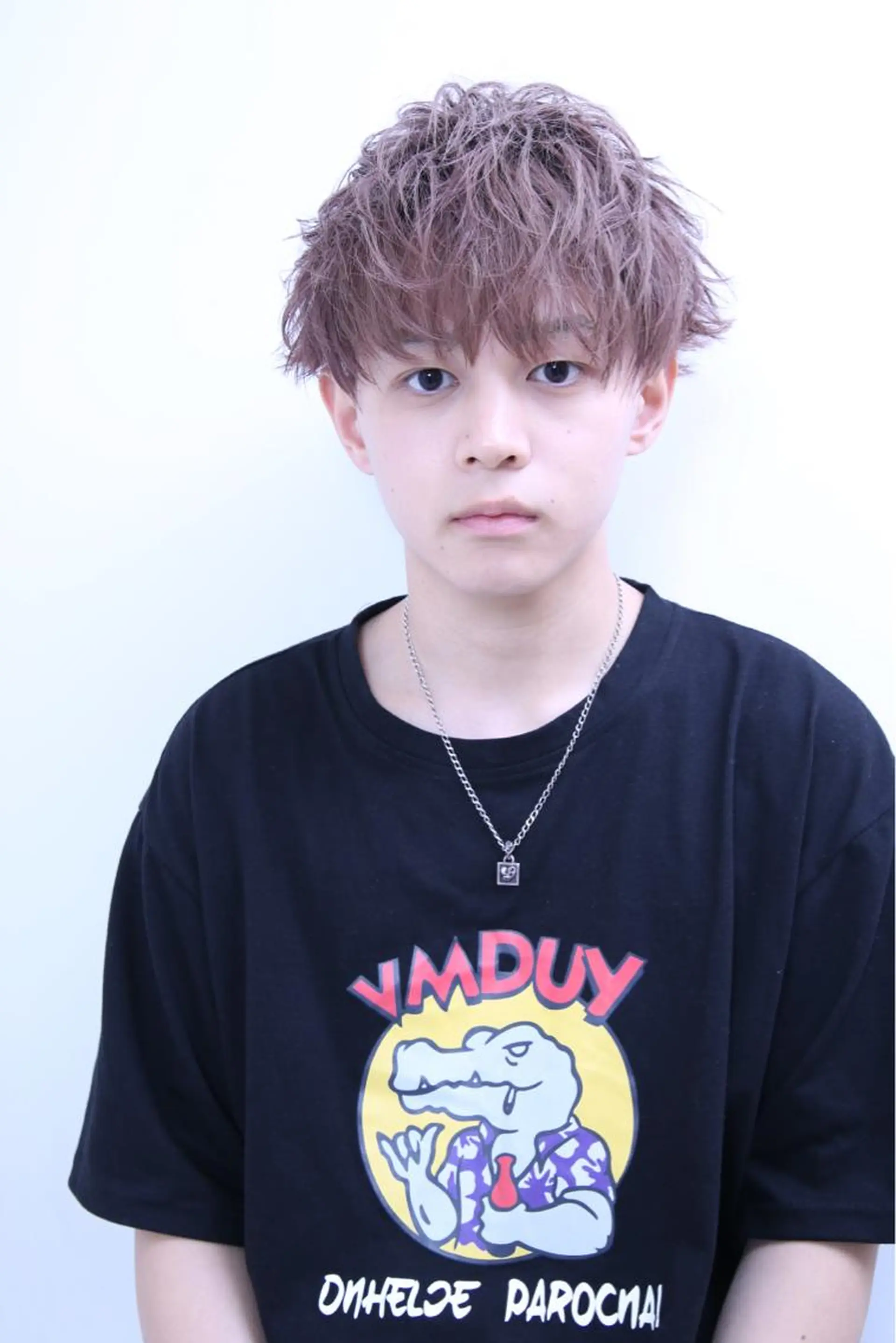 カラー メンズ 黒川 真伍のヘアスタイル