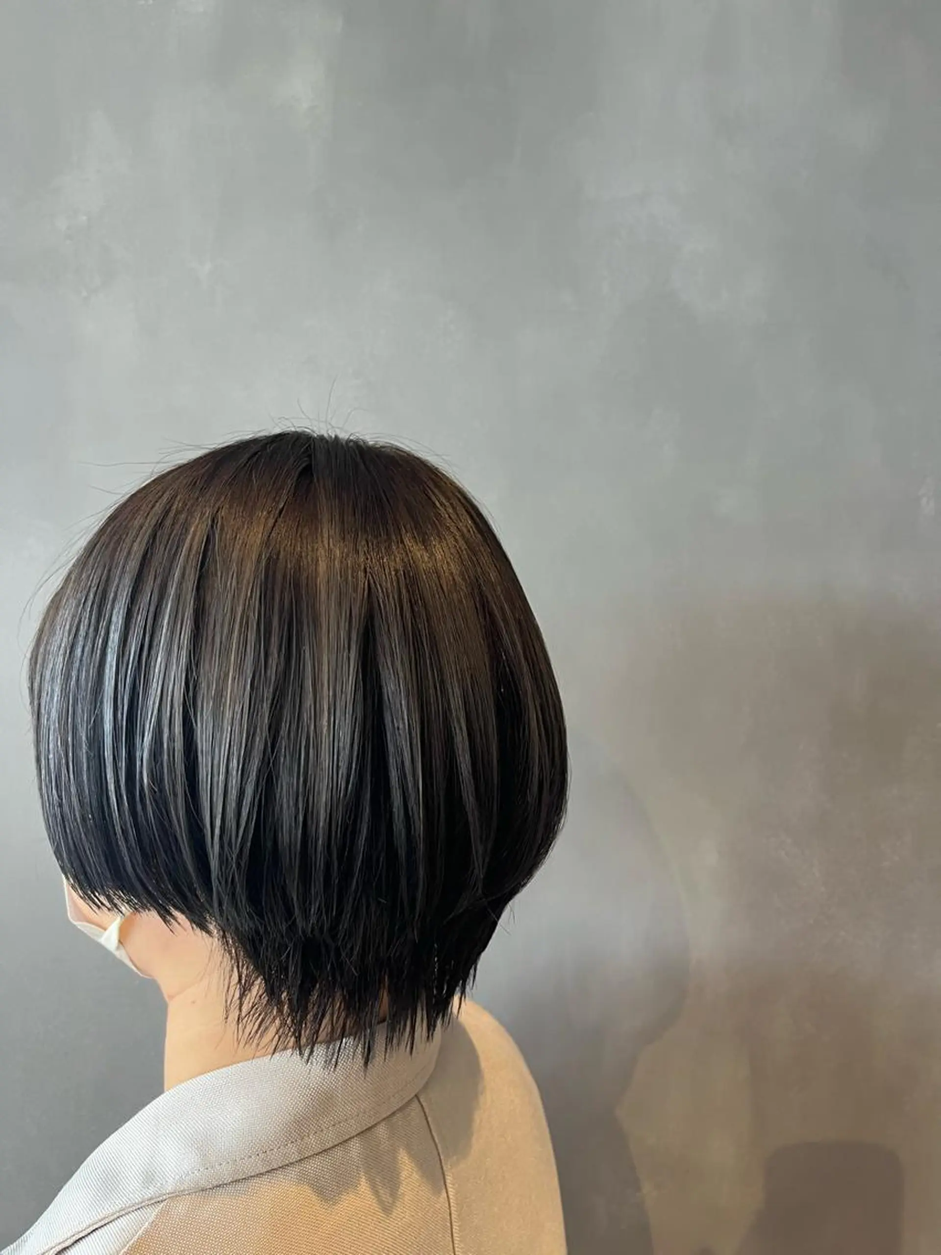 カラー 下山 萌華のヘアスタイル