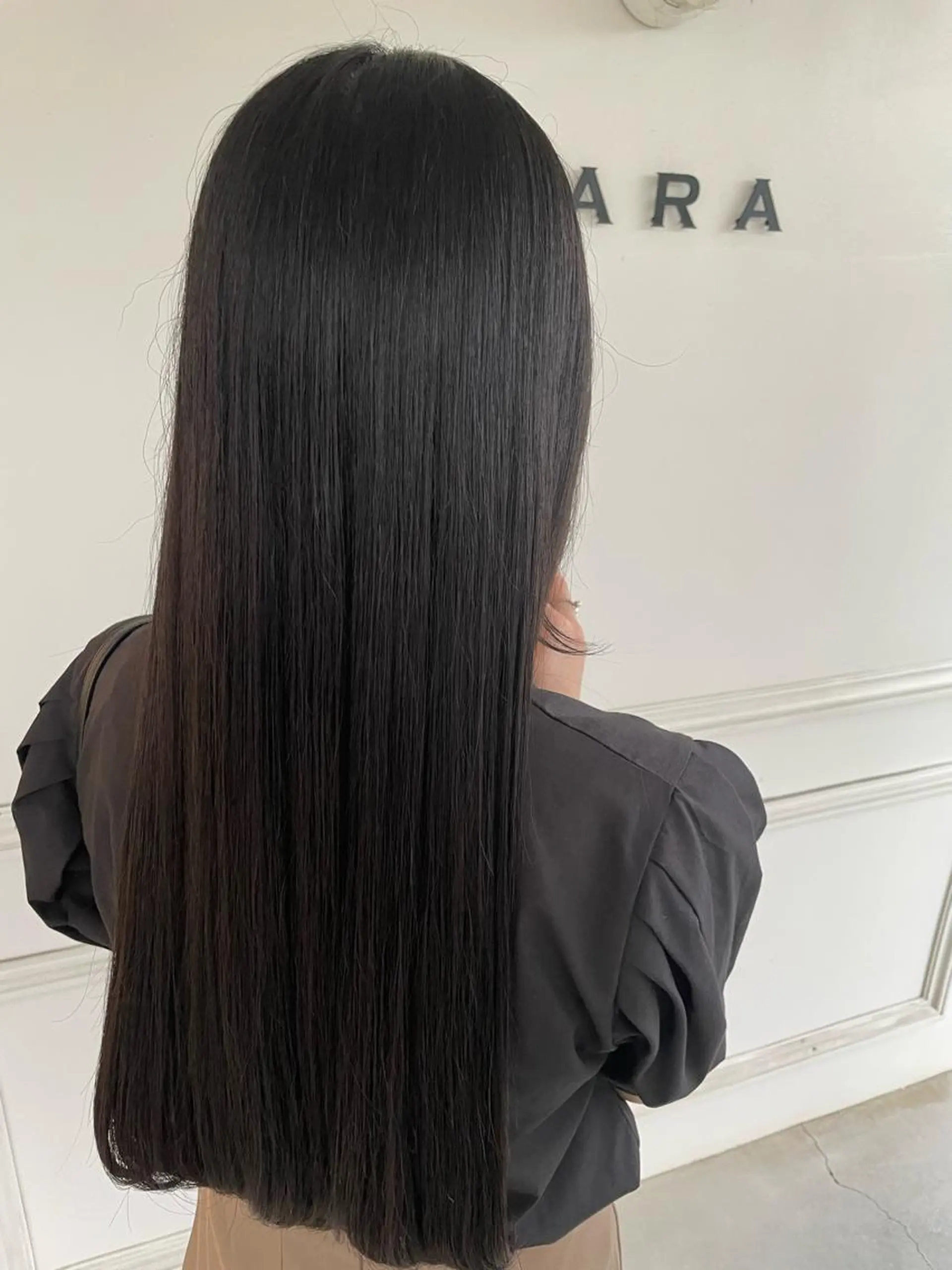 ロング 野田 カレンのヘアスタイル