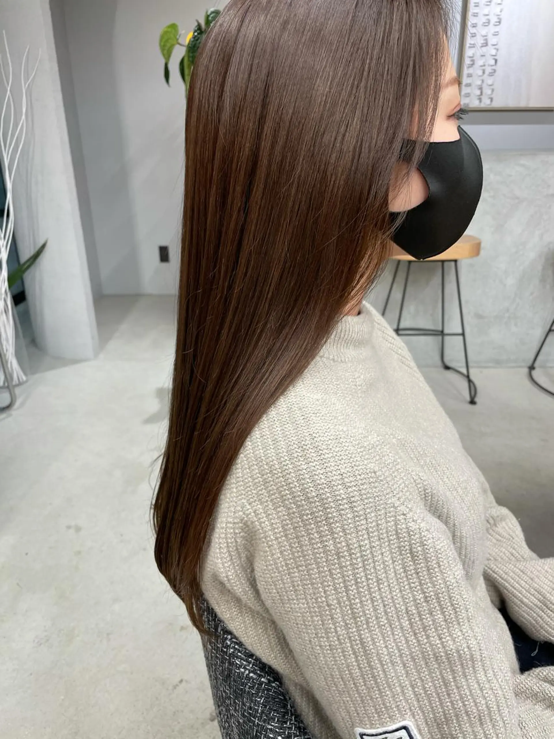 ロング カラー ブラウンカラー くすみブラウン トリートメント マエダ リョウのヘアスタイル