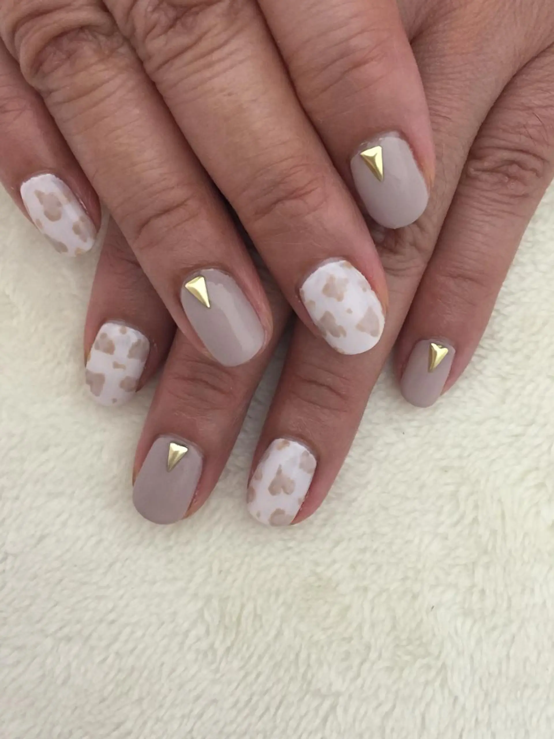 ネイル アニマル柄 Sympa 𝓜iwako🐰ᩚのネイルデザイン