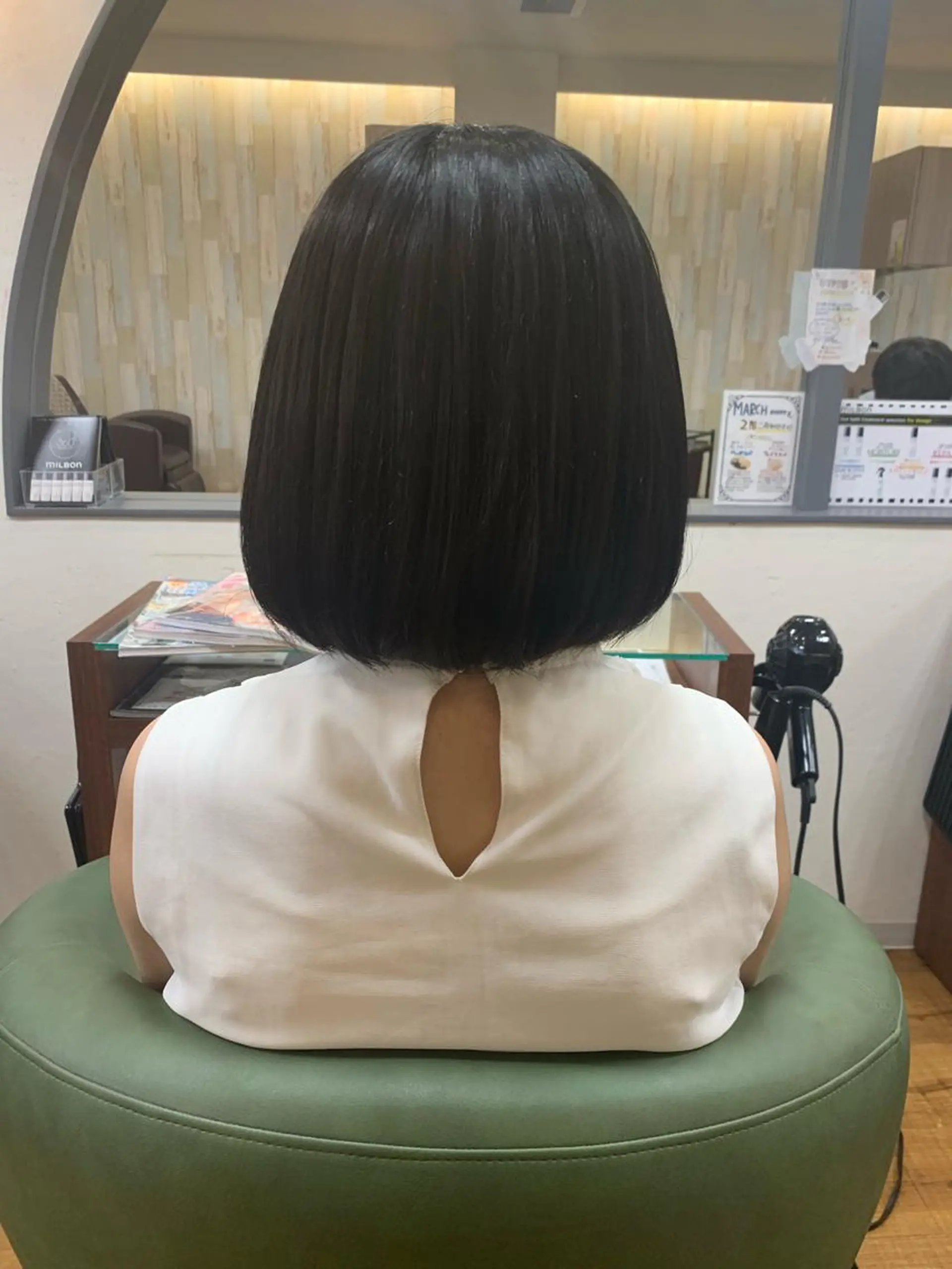 ショート march merryのヘアスタイル