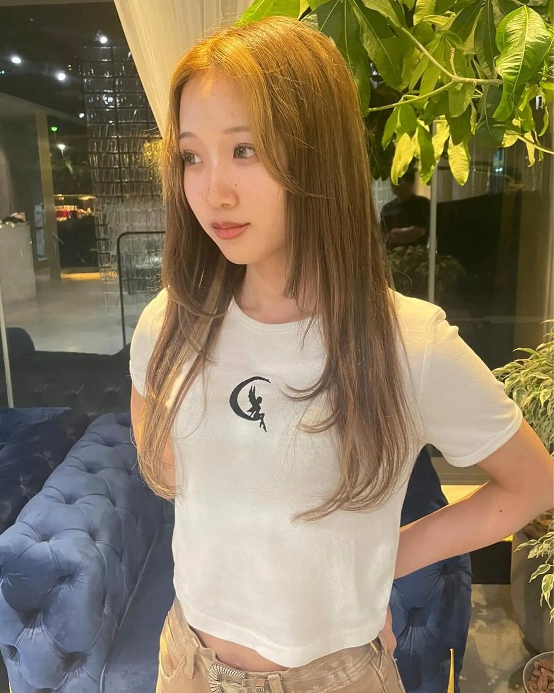 ロング アールバイニーナ所属・R by NINA アールバイニーナのヘアスタイル