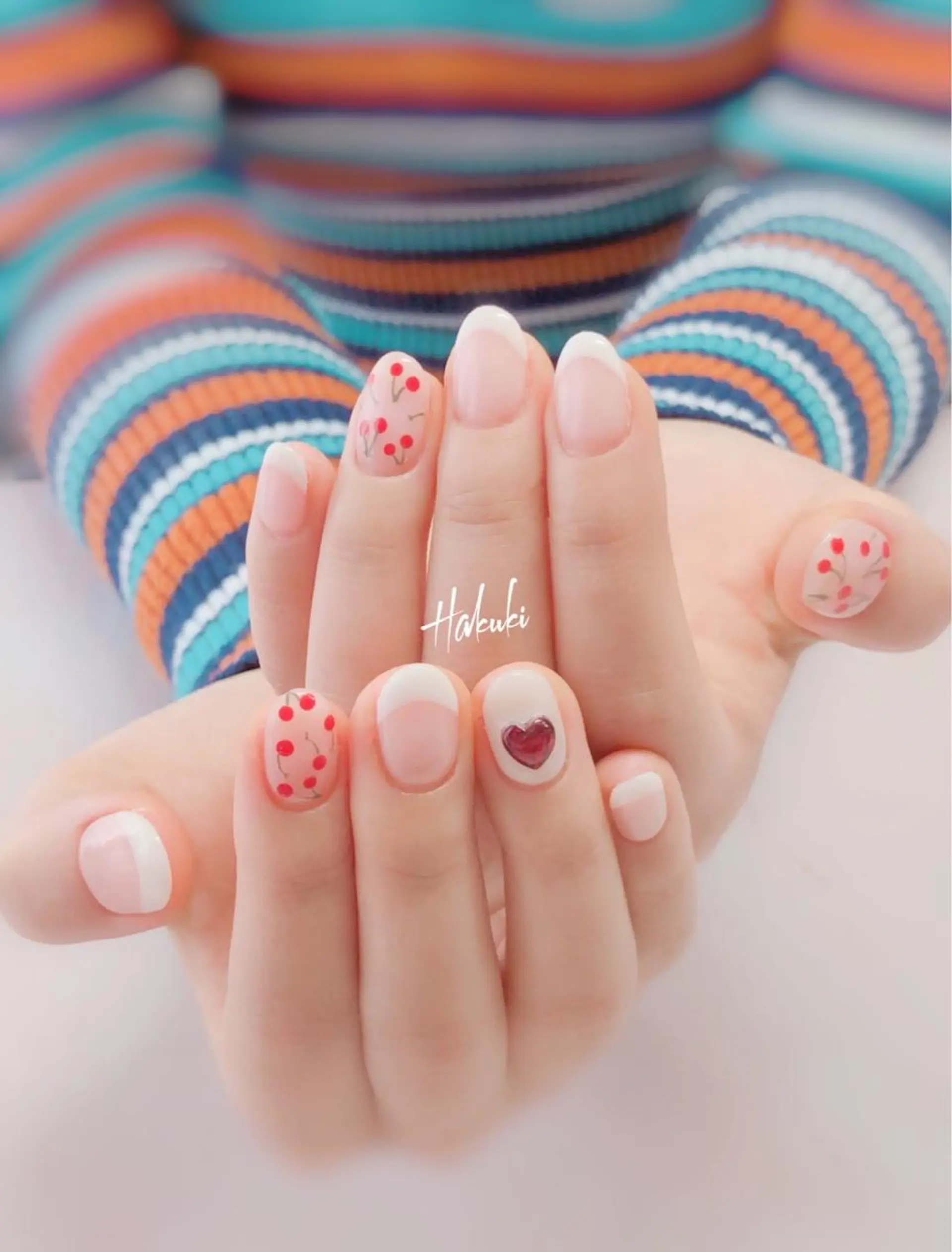 ネイル ハンドネイル ハンドケア ハク キのネイルデザイン