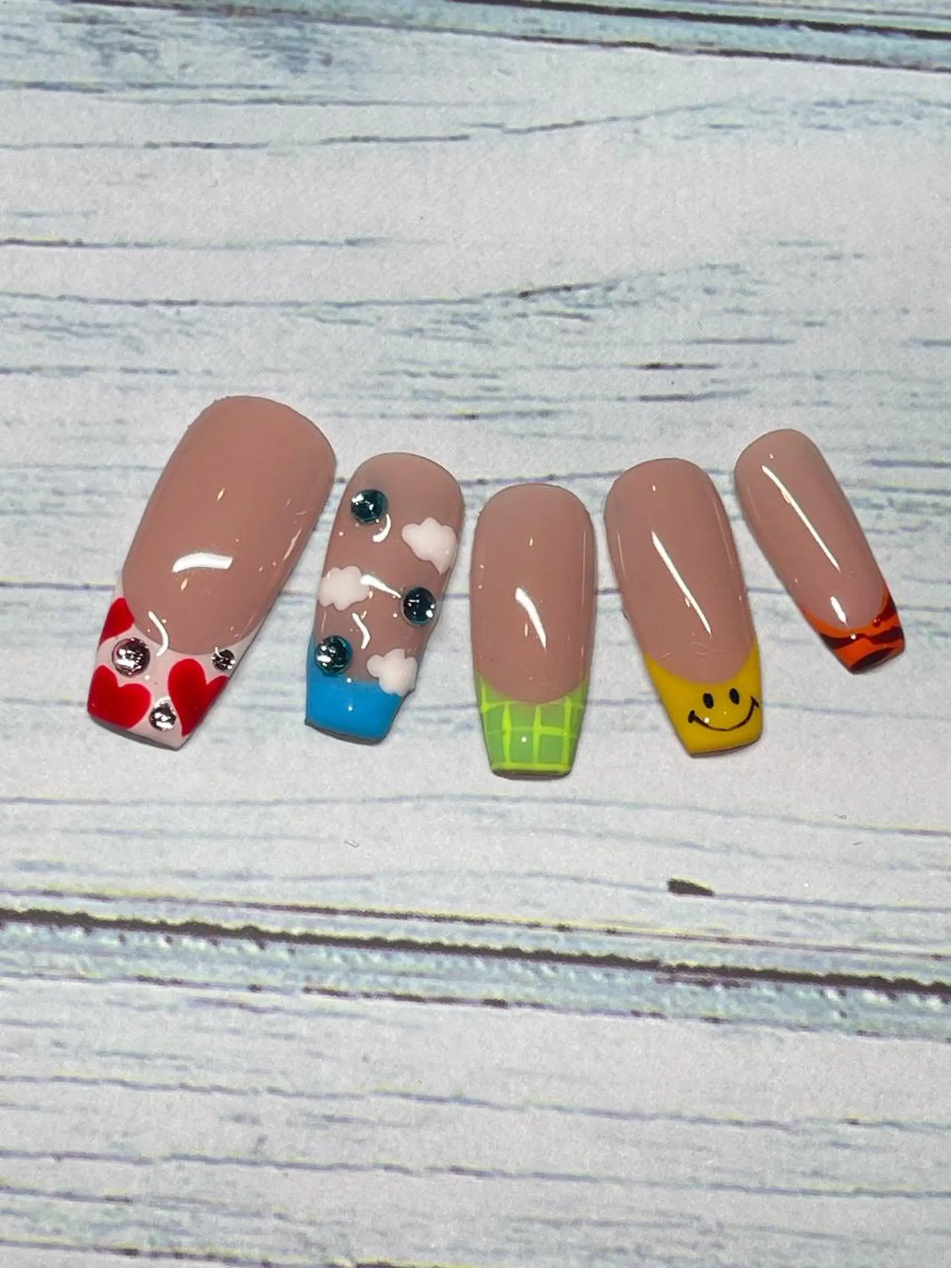 ネイル nailsalonIF所属・akira .のネイルデザイン