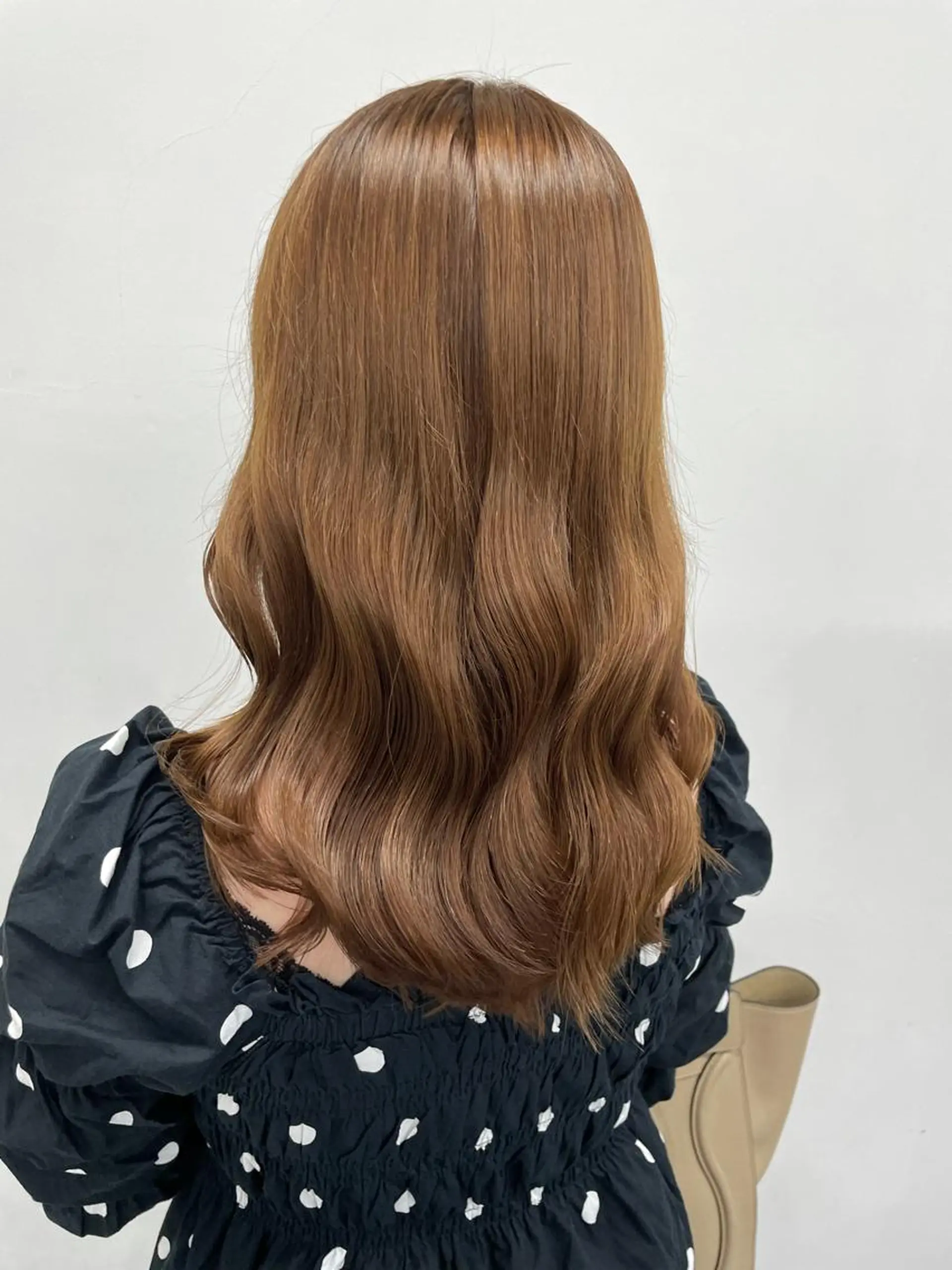 セミロング カラー Ella所属・nana【艶髪】/ レイヤー/縮毛矯正のヘアスタイル