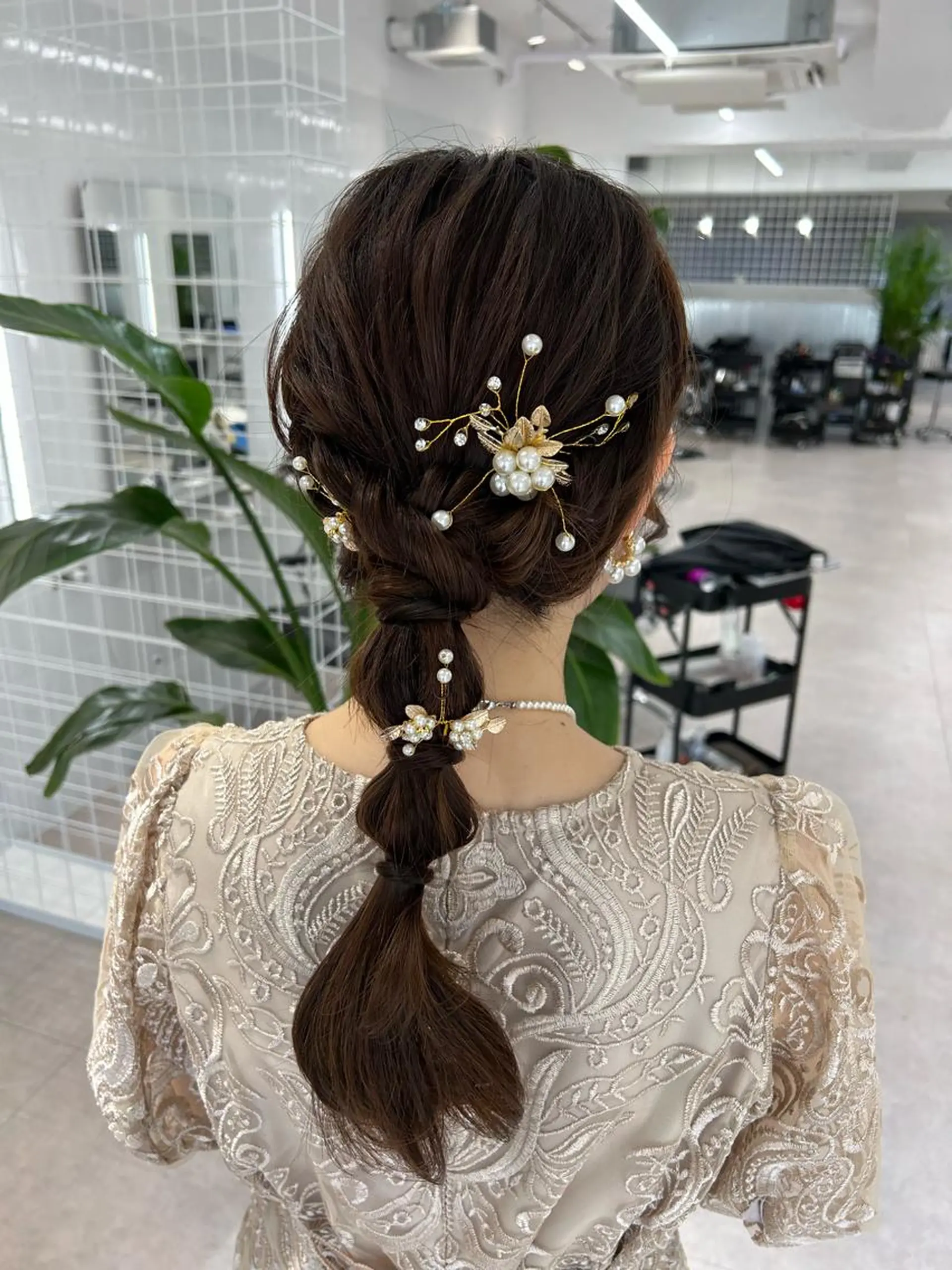 ロング カラー ヘアアレンジ 卒業式ヘアセット🎀 ヘアアレンジのヘアスタイル