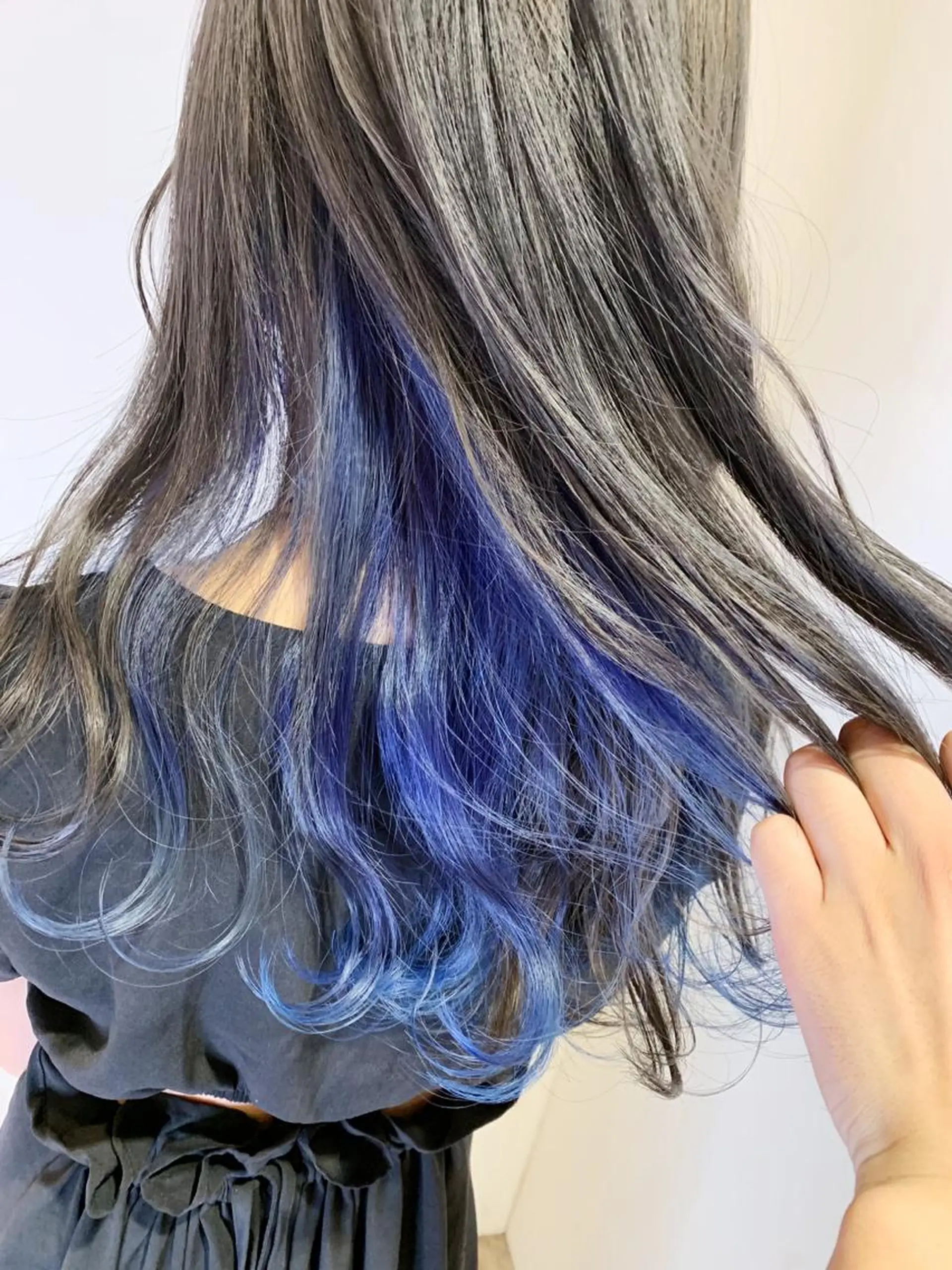 ロング カラー インナーカラー ヘアカラー エクステ KAZUMAのヘアスタイル