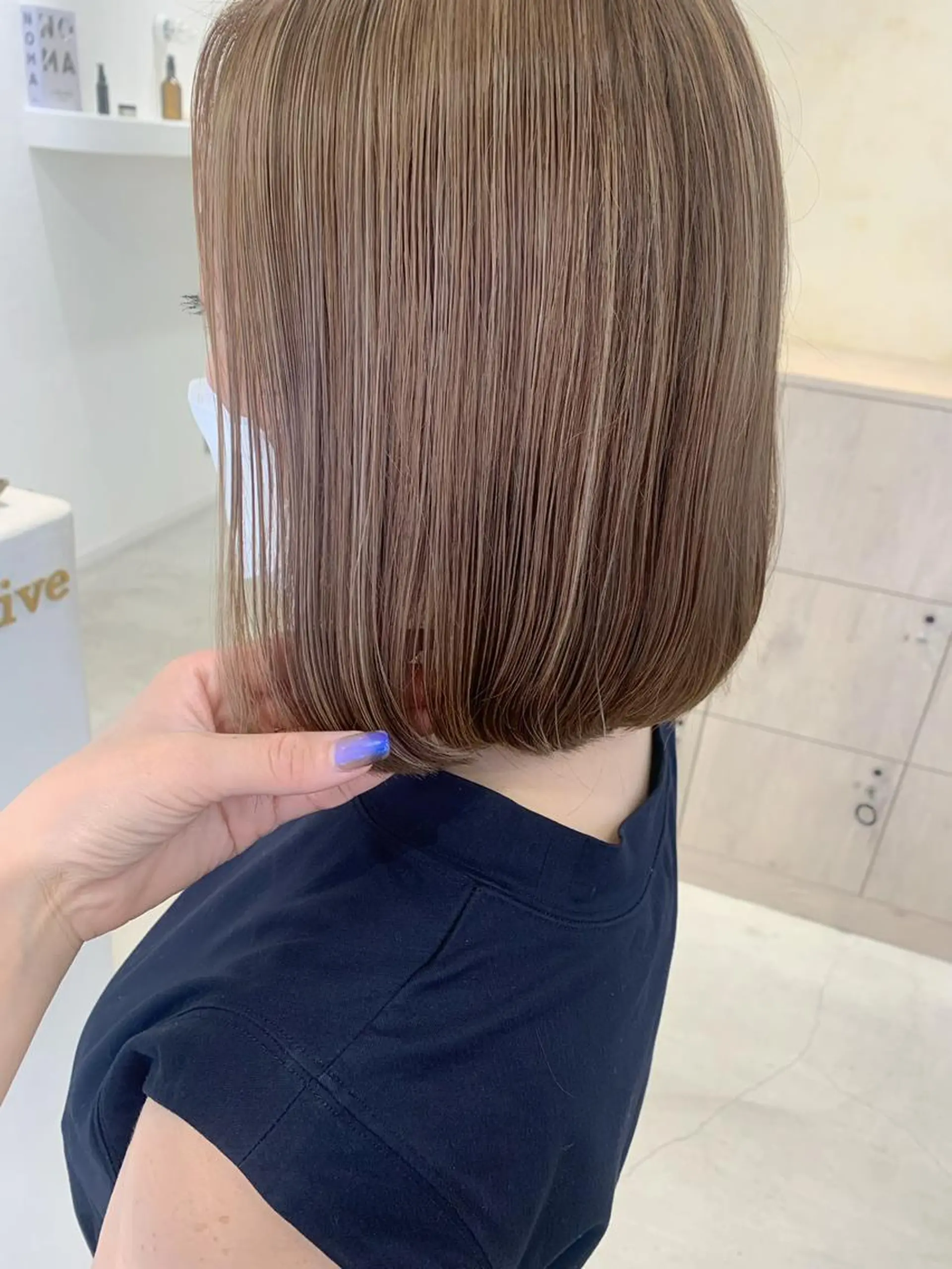 セミロング カラー ヘアカラー トリートメント 顔周りレイヤー 🎀マリノのヘアスタイル