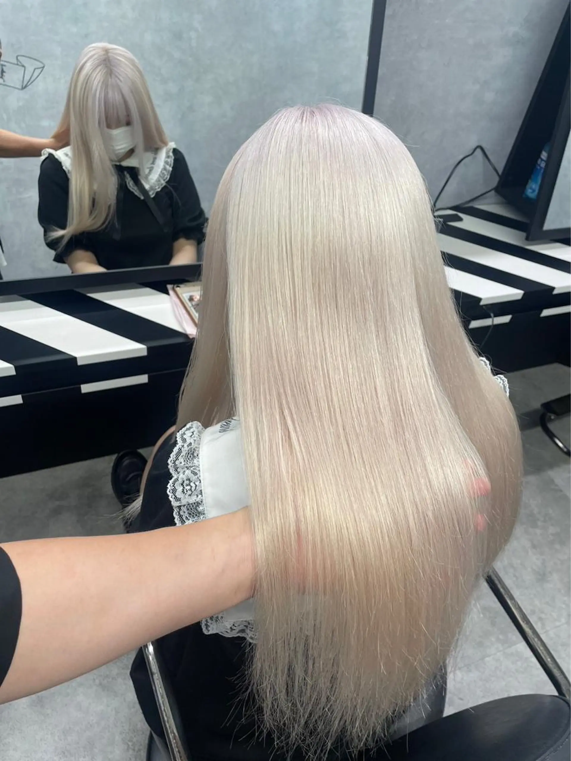 ロング カラー ヘアアレンジ メンズ メンズブリーチ メンズハイトーン ブリーチ ケアブリーチ デザインカラー Cielro【 シェイロ 】所属・Cielro/ダブル カラー/西田咲希のヘアスタイル