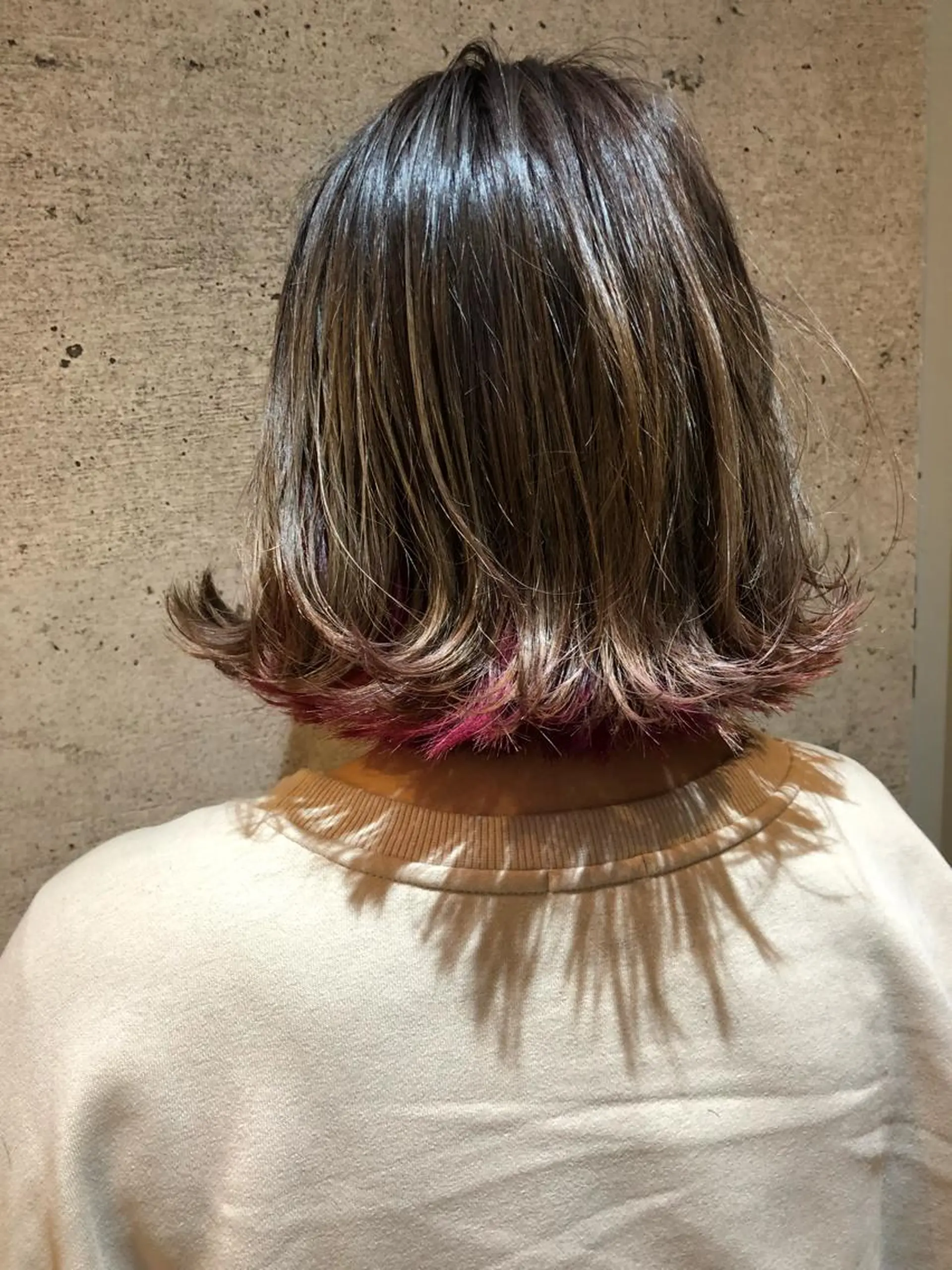 ミディアム 久保 敏之のヘアスタイル