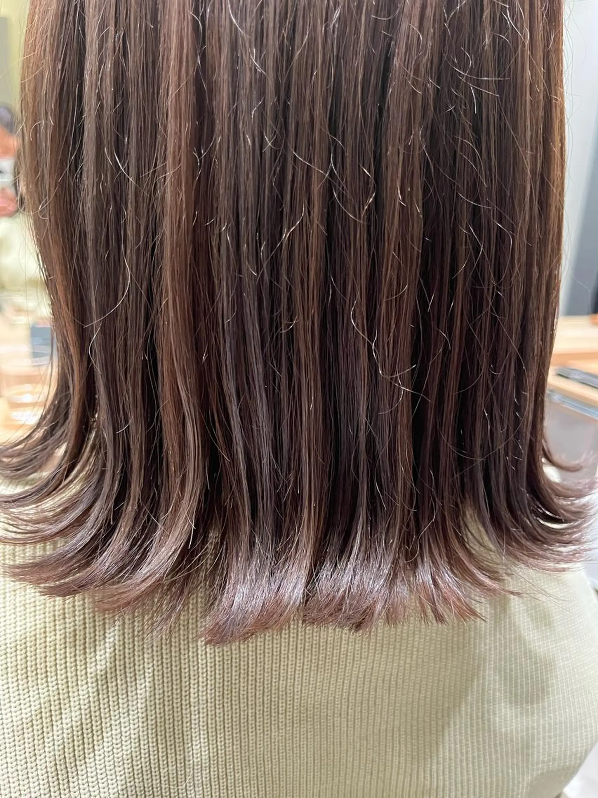 ミディアム カラー afrodite Riyuのヘアスタイル