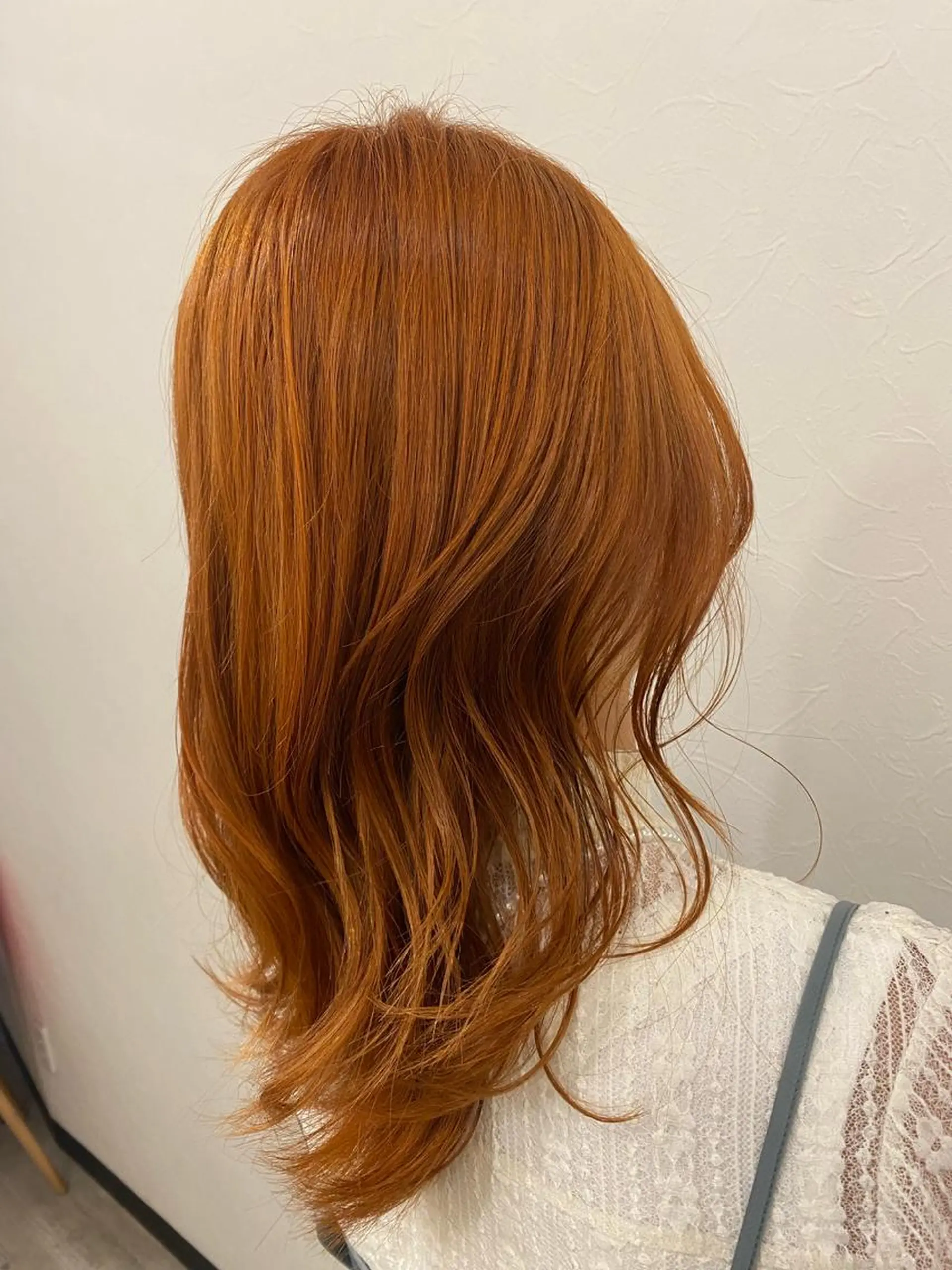 ミディアム カラー ブリーチ オレンジ Asuka 🌈のヘアスタイル