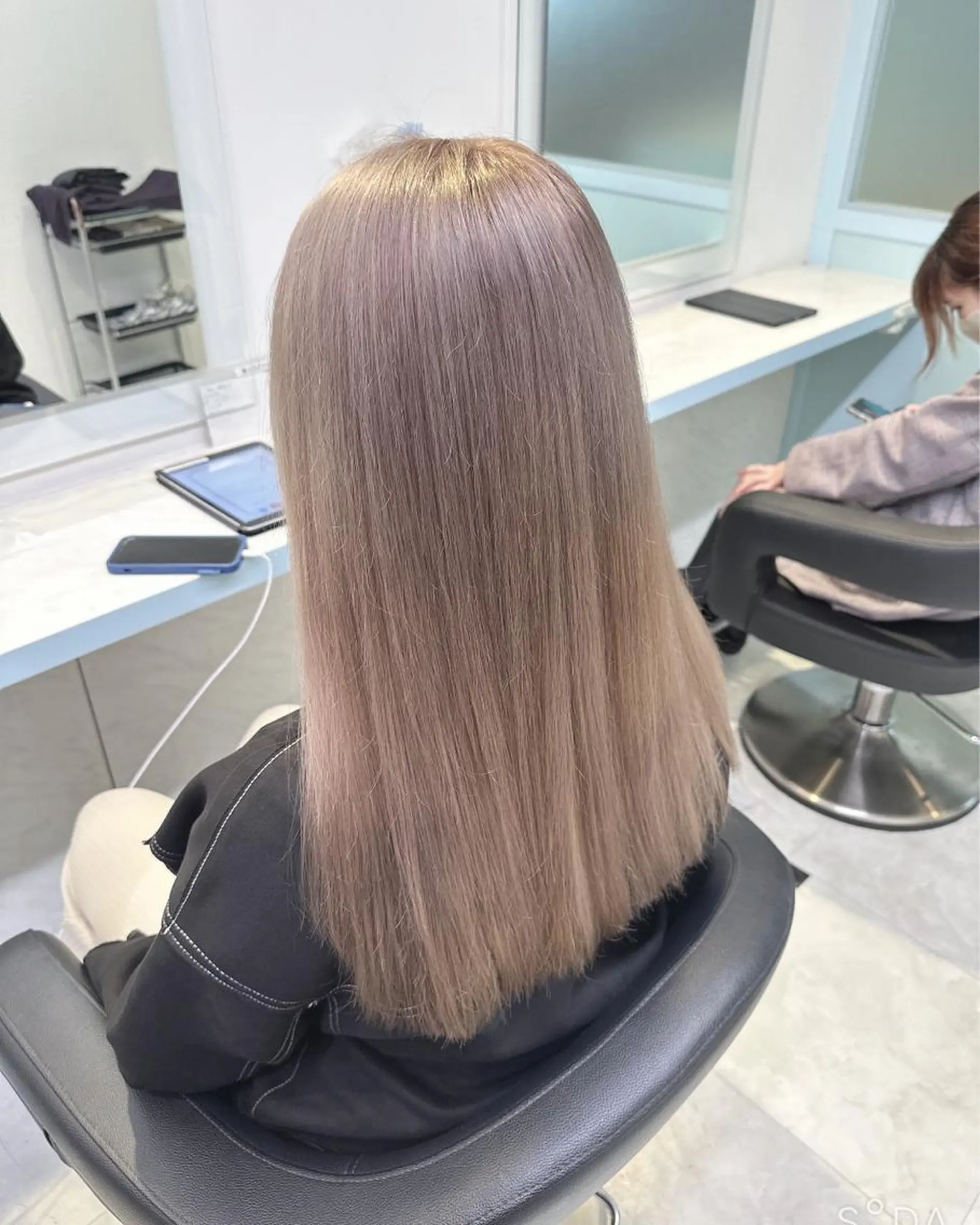 ロング カラー 🪄池袋ハイトーン 🪄ブリーチカラーのヘアスタイル